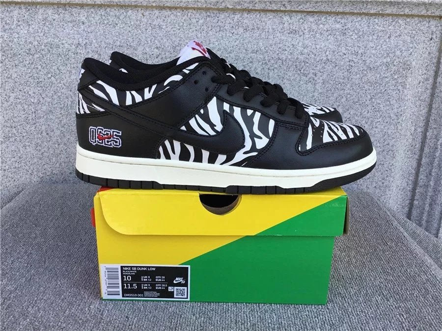 Nike Dunk Low shoes