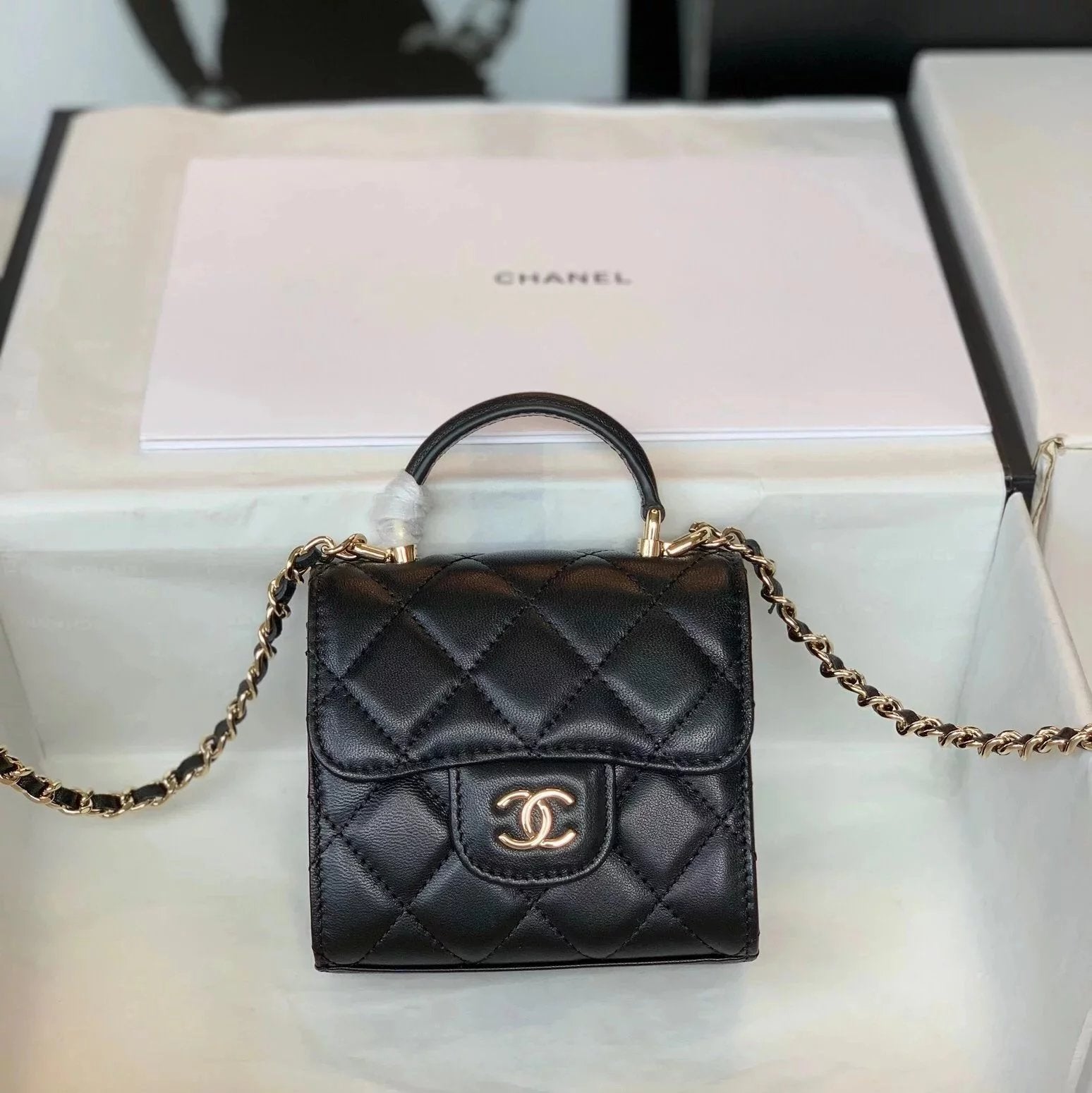 Chanel Women's Bag Top version 【Surrogate Shopping Edition】Nair New2022New mini Box Bag Cosmetic Bag Small Handbag Cowhide Chain Crossbody Bag Shoulder Bag Small Bag with Mirror Lipstick Pack