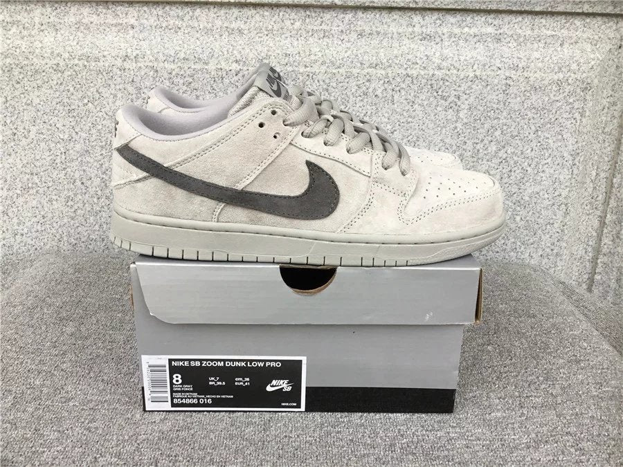 Nike Dunk Low shoes