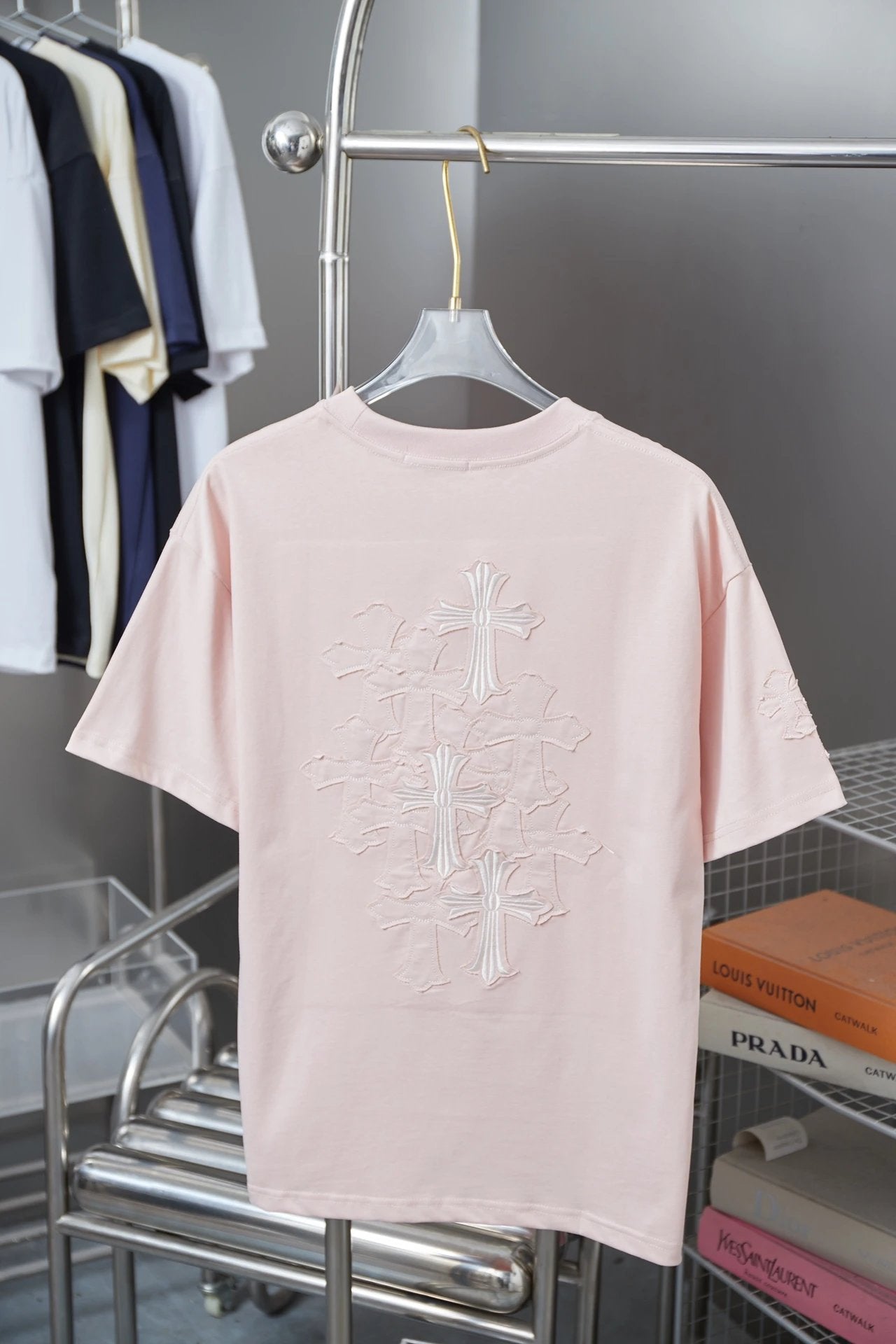 Chrome Hearts T-shirt Front and Back Appliqué Embroidery logo round Neck Short Sleeve25ss New Pure Cotton Unisex Style T T-shirt OS Loose Fit Base Shirt Half Sleeve T-Shirt Top Half Sleeve