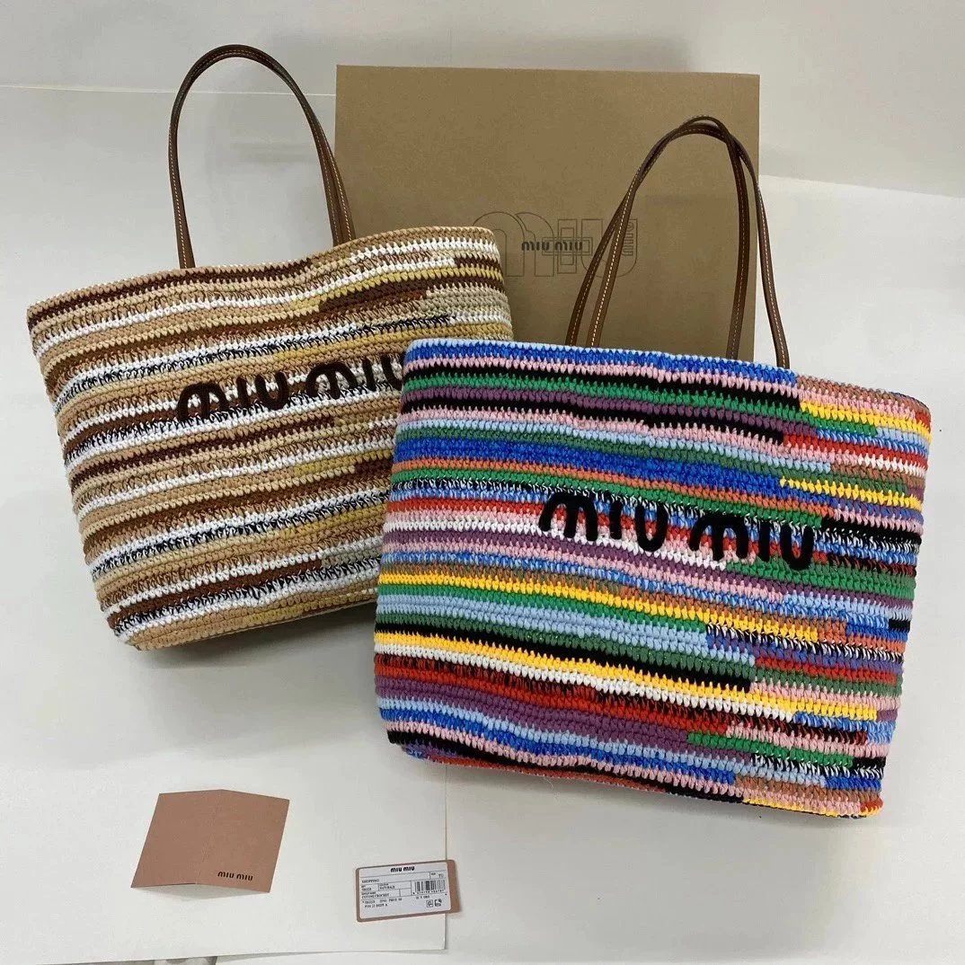 Miu Miu Bag Top version 【Super Original】New products in stock MiUMiU Pure Original Woven Beach Bag Woven Bag Tote Bag Rainbow Color New Women's Bag Vegetable Basket Bag Tote The Bag Material Is Napa Cowhide and Wool Blended Cotton Material