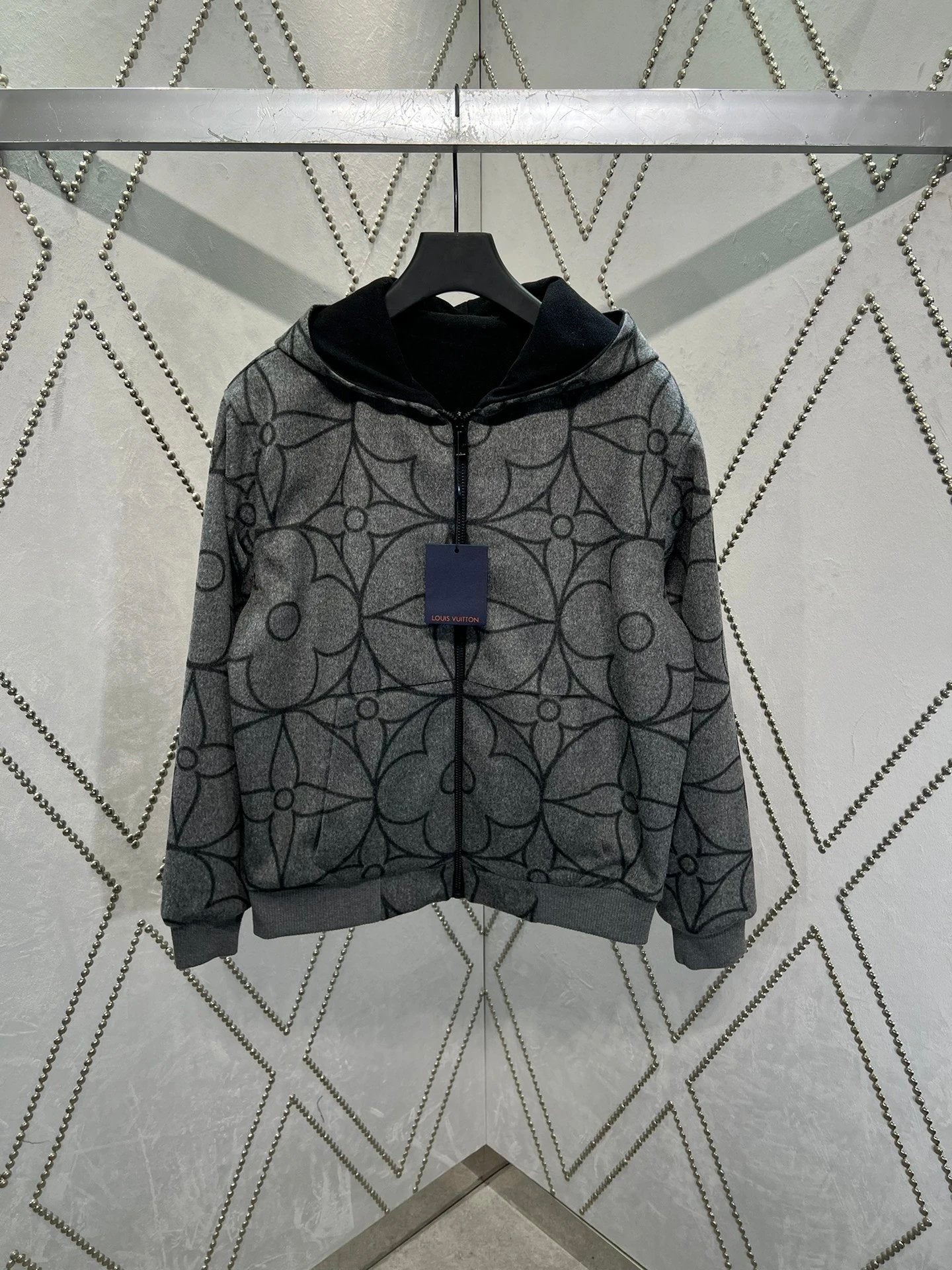 Louis Vuitton LV Jackets Hooded Waist-Tied Jacket Reversible Sheep Wool Monogram Floral Pattern Jacket Unisex Autumn Winter New Sports Casual Loose Versatile