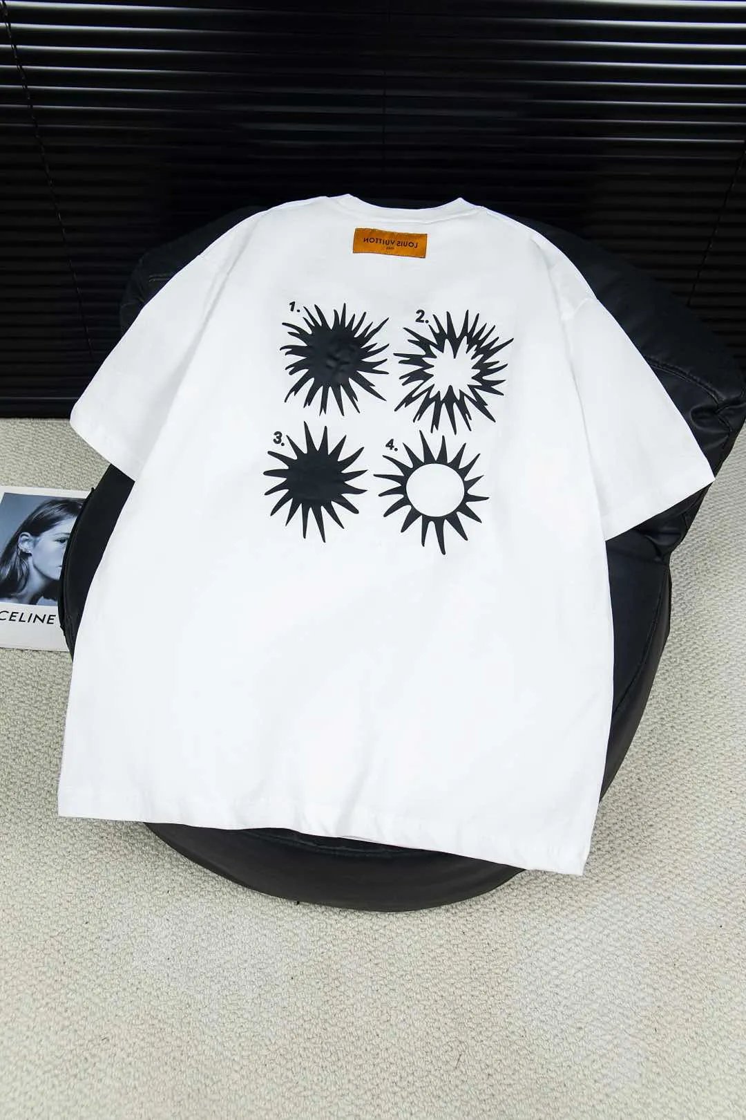 Louis Vuitton LV T-shirt Back Sun Print logo round Neck Short Sleeve25ss New pure cotton T Unisex T-Shirt OS Drop Shoulder Loose Fit Base Shirt Top T-Shirt Short Sleeve