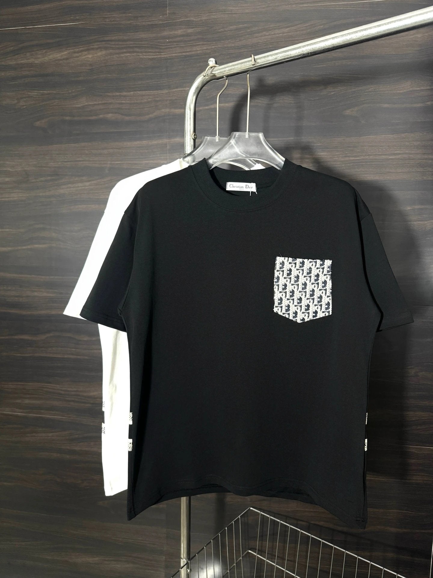 Dior T-shirt Striped letters on the back logo round Neck Short Sleeve25ss New Pure Cotton Unisex Style T T-shirt OS Loose Fit Base Shirt Top Half Sleeve T-Shirt