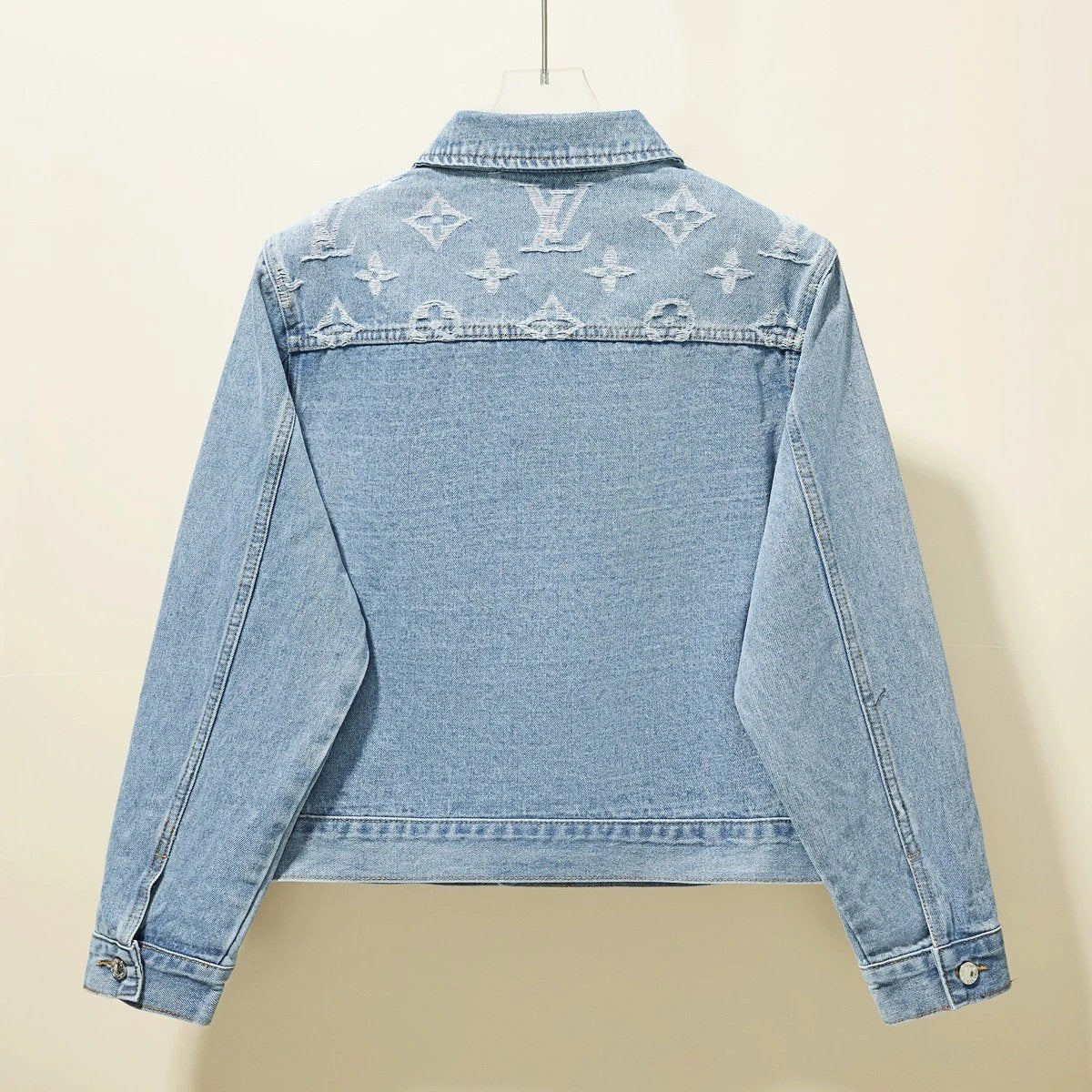 Louis Vuitton LV Jackets Cloud Dog Series Monogram Patterned Denim Jacket Fashion Simple Heavy Casual Short Unisex Washed Vintage Turn-down Collar Jacket