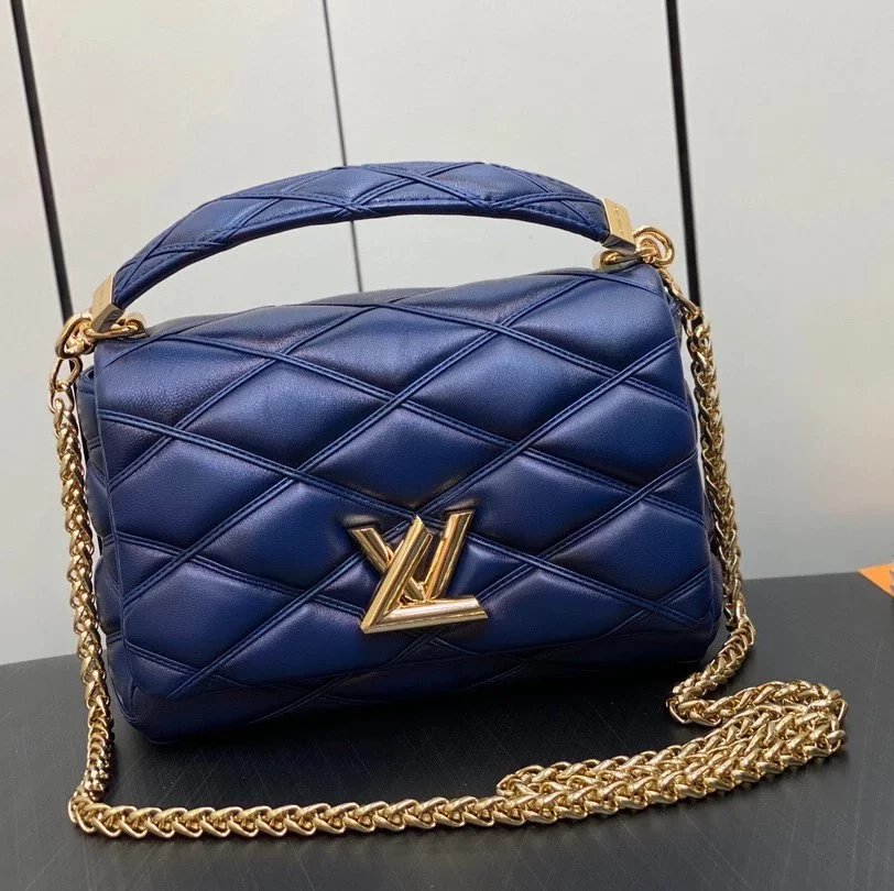 Louis Vuitton LV Women's Bag Top version New Full Leather Diamond Chain Bag Series GO-14Teist Medium Handbag Messenger Bag Shoulder Bag M22891.M22890