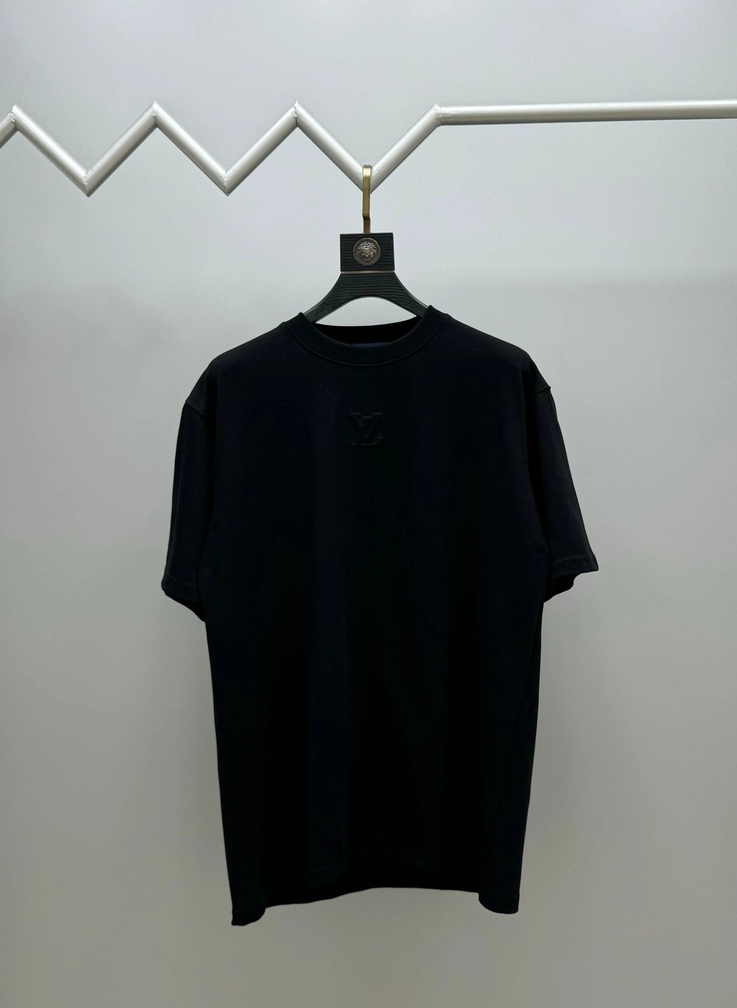 Louis Vuitton LV T-shirt Small chest logo round Neck Short Sleeve25ss New Pure Cotton Unisex Style T T-shirt OS Loose Fit Base Shirt Short Sleeve Top T-Shirt