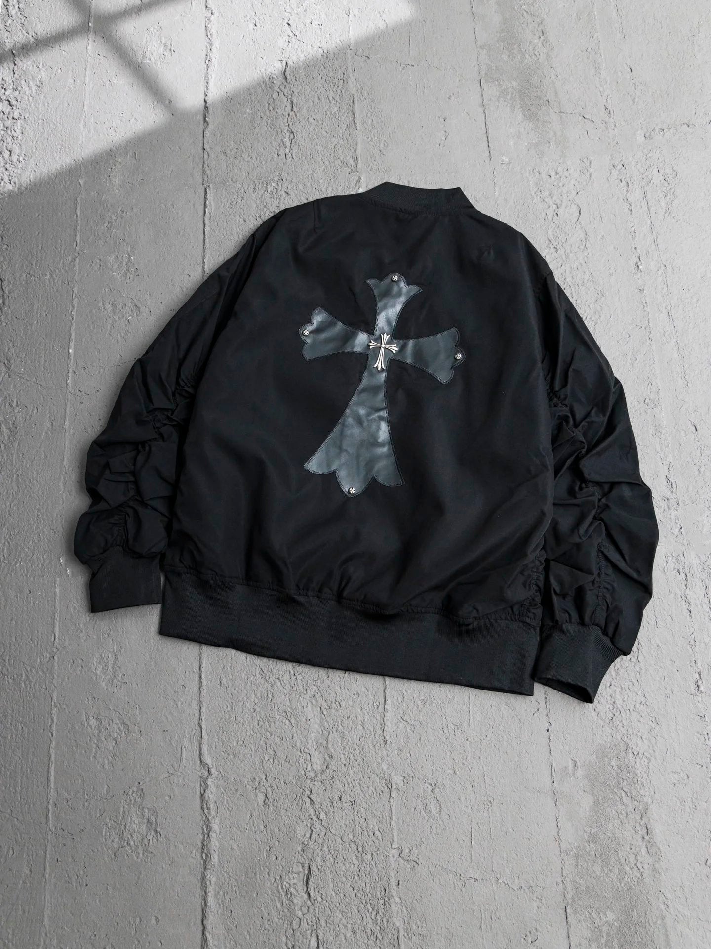 Chrome Hearts Jackets Cross Leather Silver Jewelry Heavy Industry Flight Suit Baseball Jacket Casual Loose Versatile Stand Collar Jacket Sportswear os Unisex Style24ss Autumn and Winter New Products