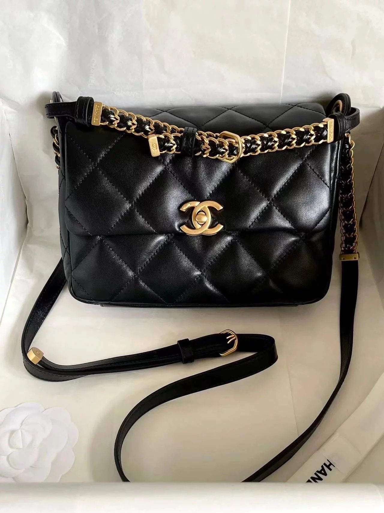 Chanel Women's Bag Top version 【Premium Original Leather】CHANE｜23K Retro Chain Square Bag Portable Mouth Cover Bag Home New Thick Chain Sheepskin Shoulder Strap Messenger Bag Shoulder Bag AS4305