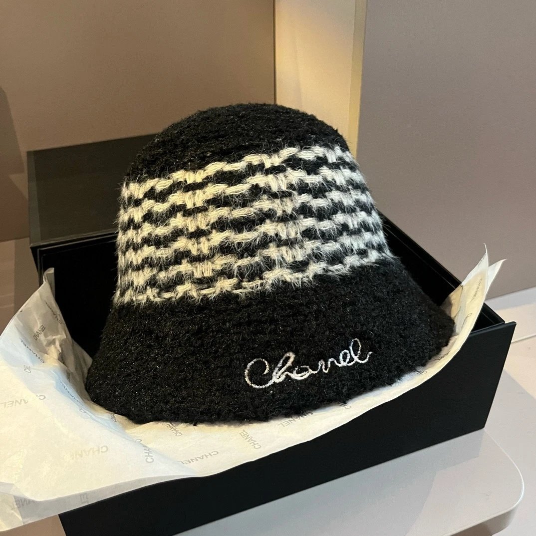 Chanel Hat Casual Hat High Quality Fashion Fashion Brand New Fashion All-Match Lamb Wool Bucket Hat，57cm Head Circumference