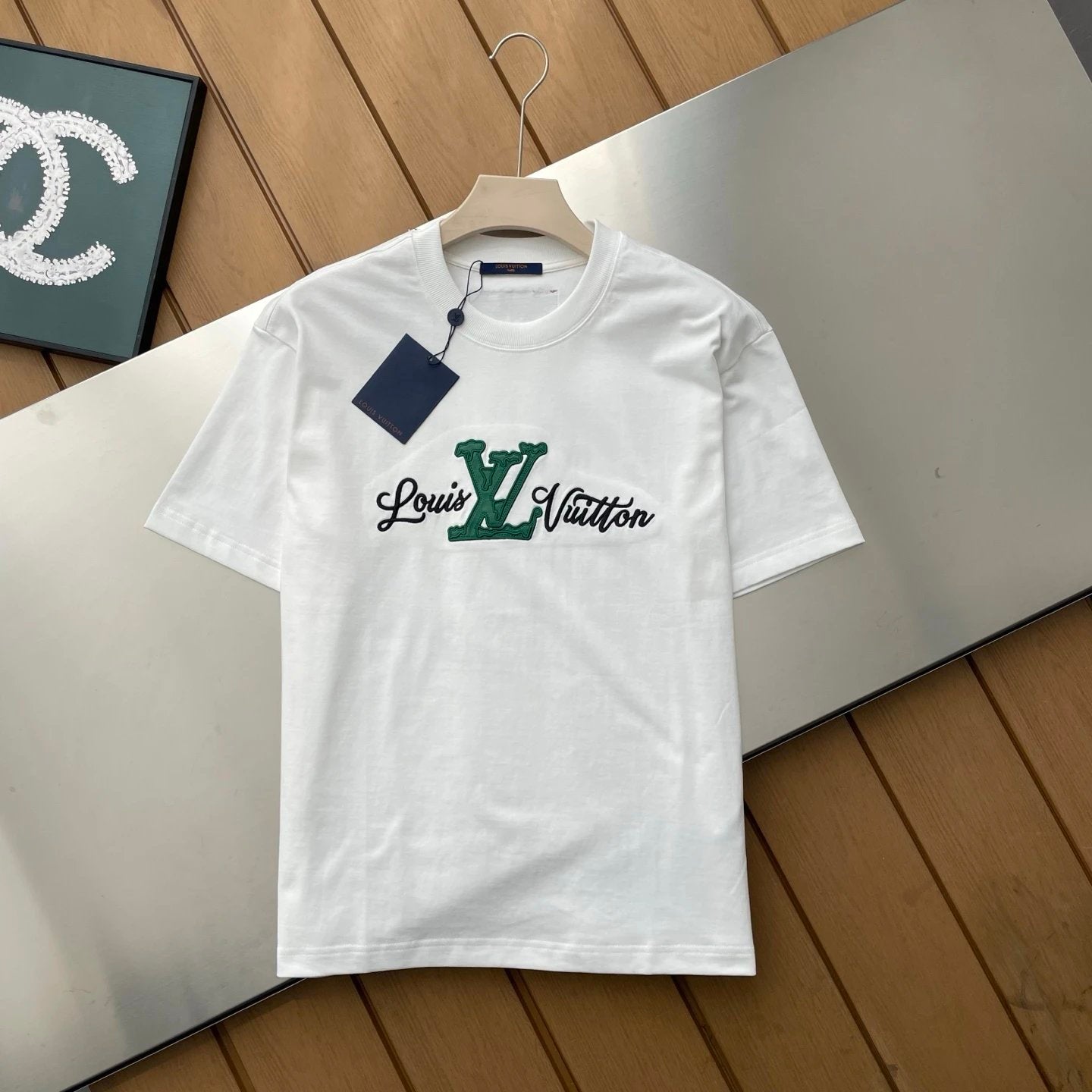 Louis Vuitton LV T-shirt Chest Letter Patch Embroidery logo round Neck Short Sleeve25ss New Pure Cotton Unisex Style T T-shirt OS Loose Fit Base Shirt Half Sleeve T-Shirt Top Half Sleeve