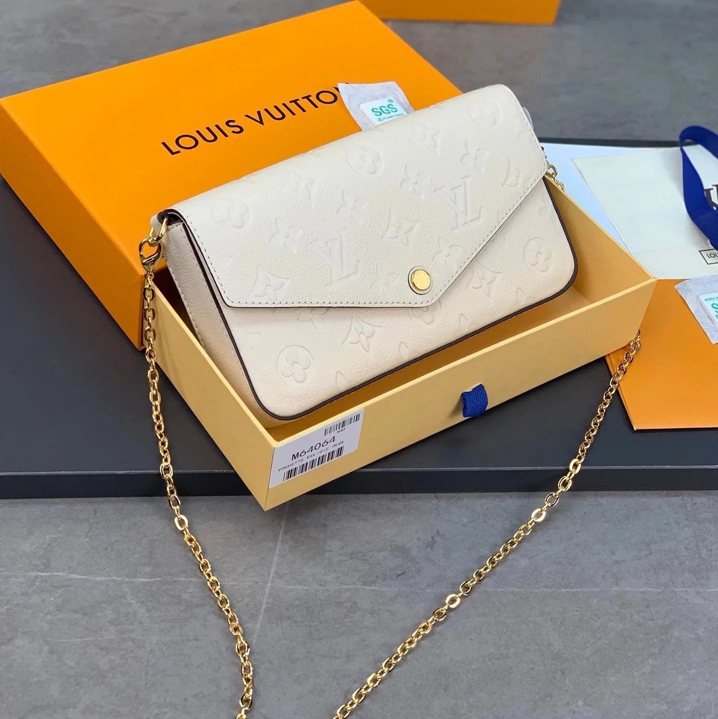 Louis Vuitton LV Women's Bag Top version New felicie Presbyopic Three-in-One Mahjong Bag Envelope Package Clutch Card Holder Wallet Mobile Phone Bag Chain Bag Crossbody Women's Shoulder Bag M61276M640648135981759