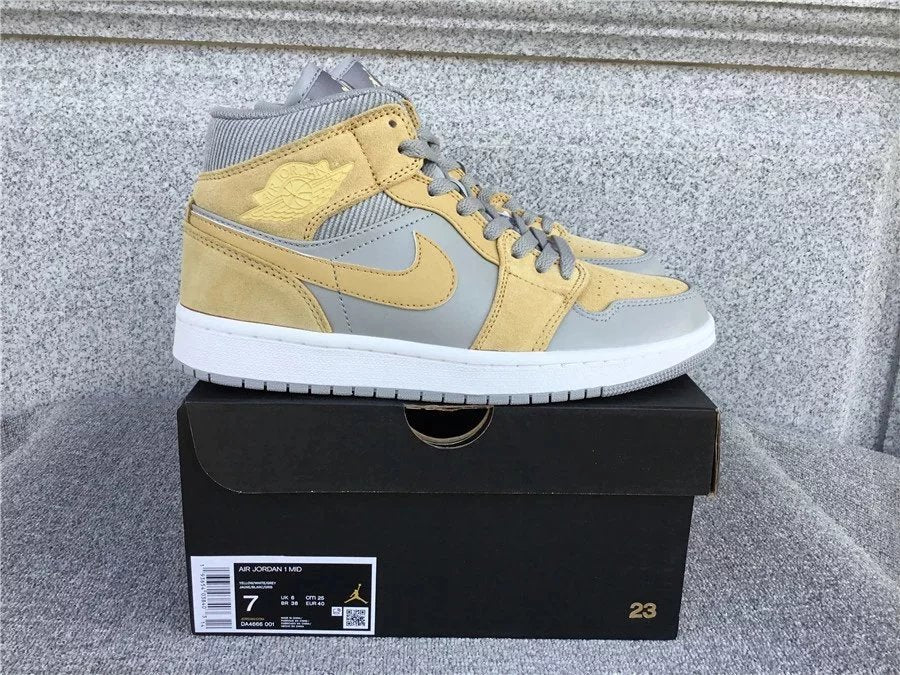 Air Jordan 1 Mid shoes New All-Match Trendy Men's Casual Sports Shoes