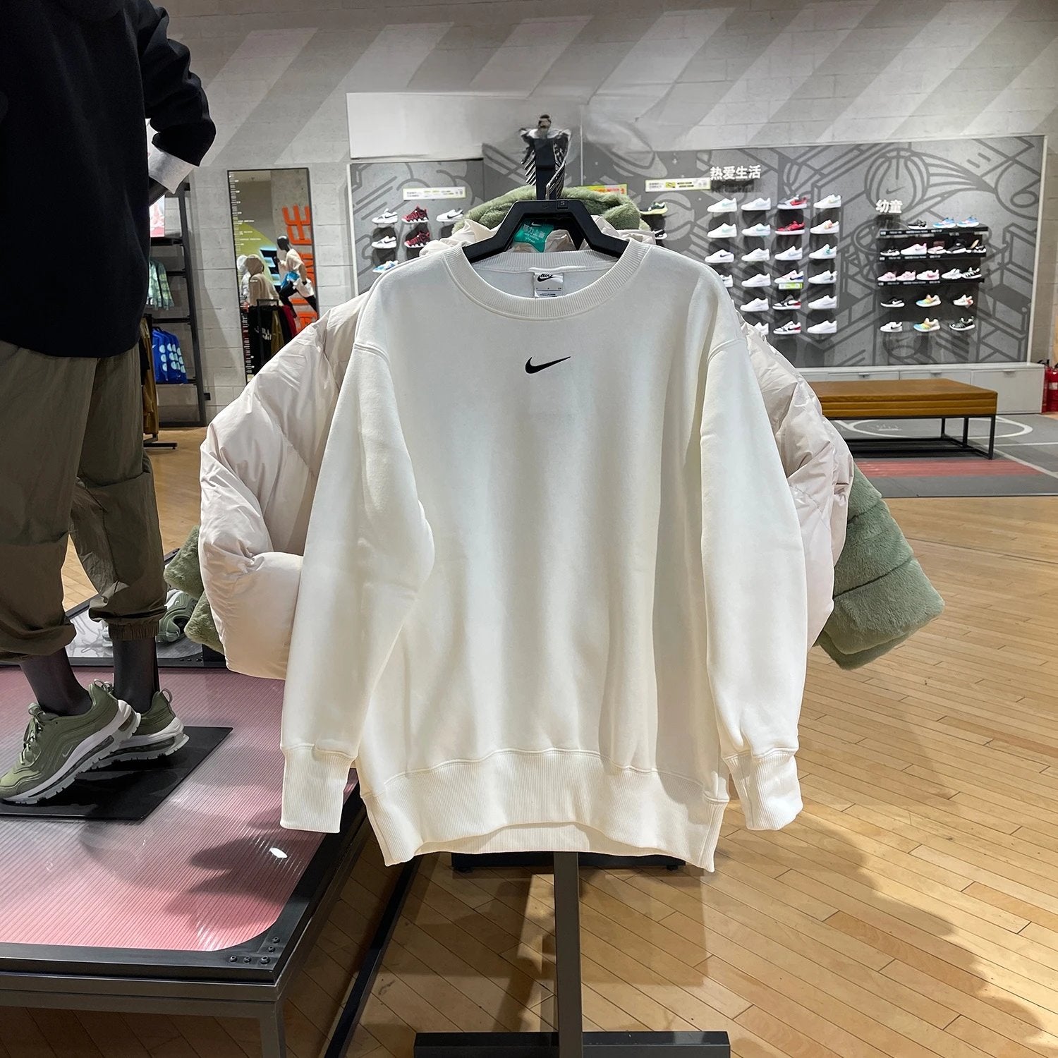 Nike Autumn and Winter Women's Sweater Sports Casual Small Hook Loose round-Neck with Fleece Lining Pullover DQ5734