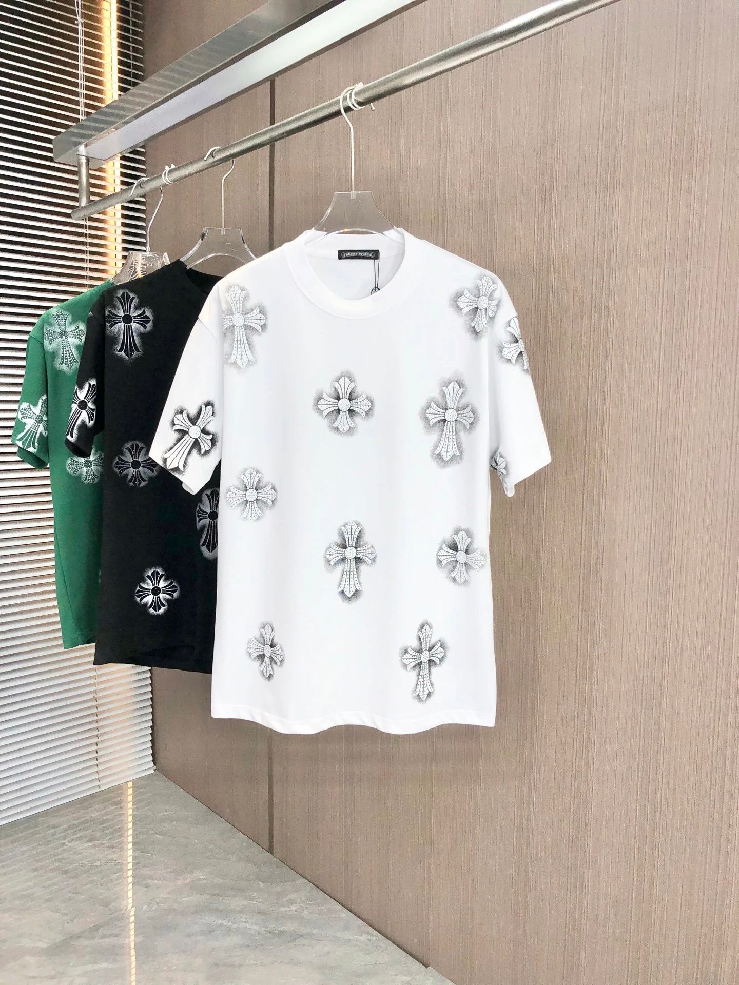 Chrome Hearts T-shirt Allover Rhinestone Print logo round Neck Short Sleeve25ss New Pure Cotton Unisex Style T T-shirt OS Loose Fit Base Shirt Top Half Sleeve T-Shirt