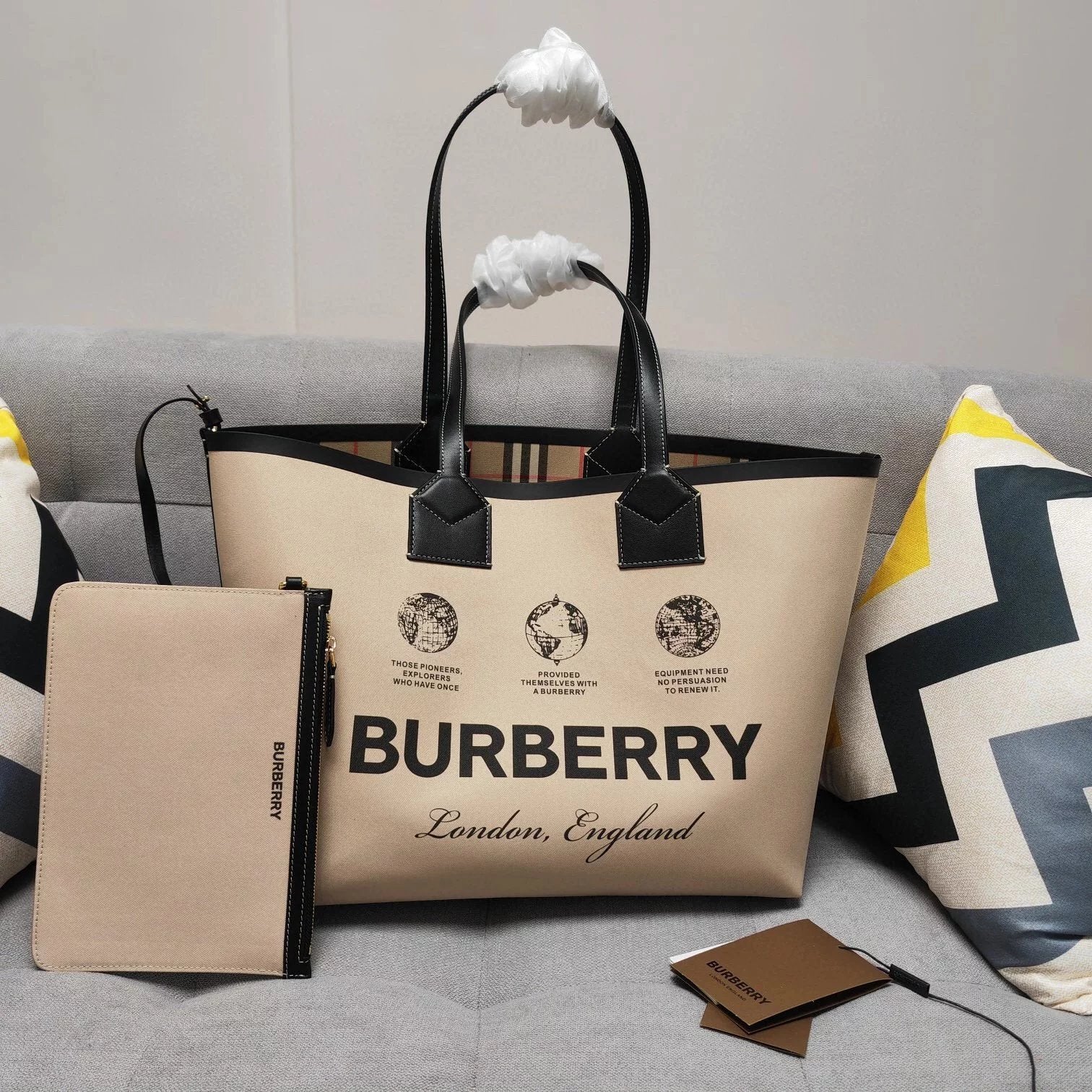 Burberry Women's Bag Top version Original Quality Large Capacity Shopping Bag TheBelt Canvas Tote Bag Mother and Child Bag Shopping Bag Shoulder Handbag Women's Bag