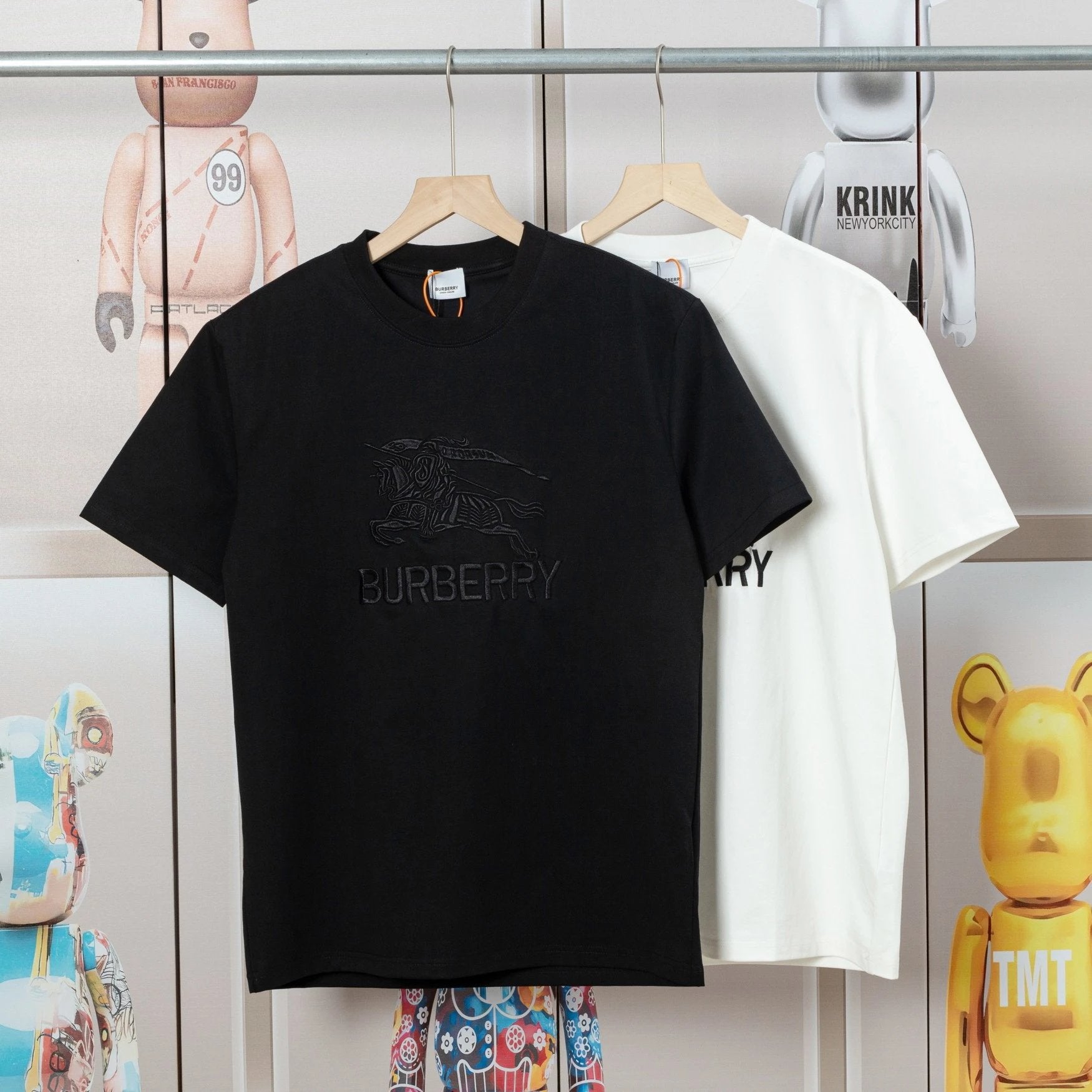 Burberry T-shirt Chest Letter Embroidery logo round Neck Short Sleeve25ss New Pure Cotton Unisex Style T T-shirt OS Loose Fit Base Shirt Top Half Sleeve T-Shirt