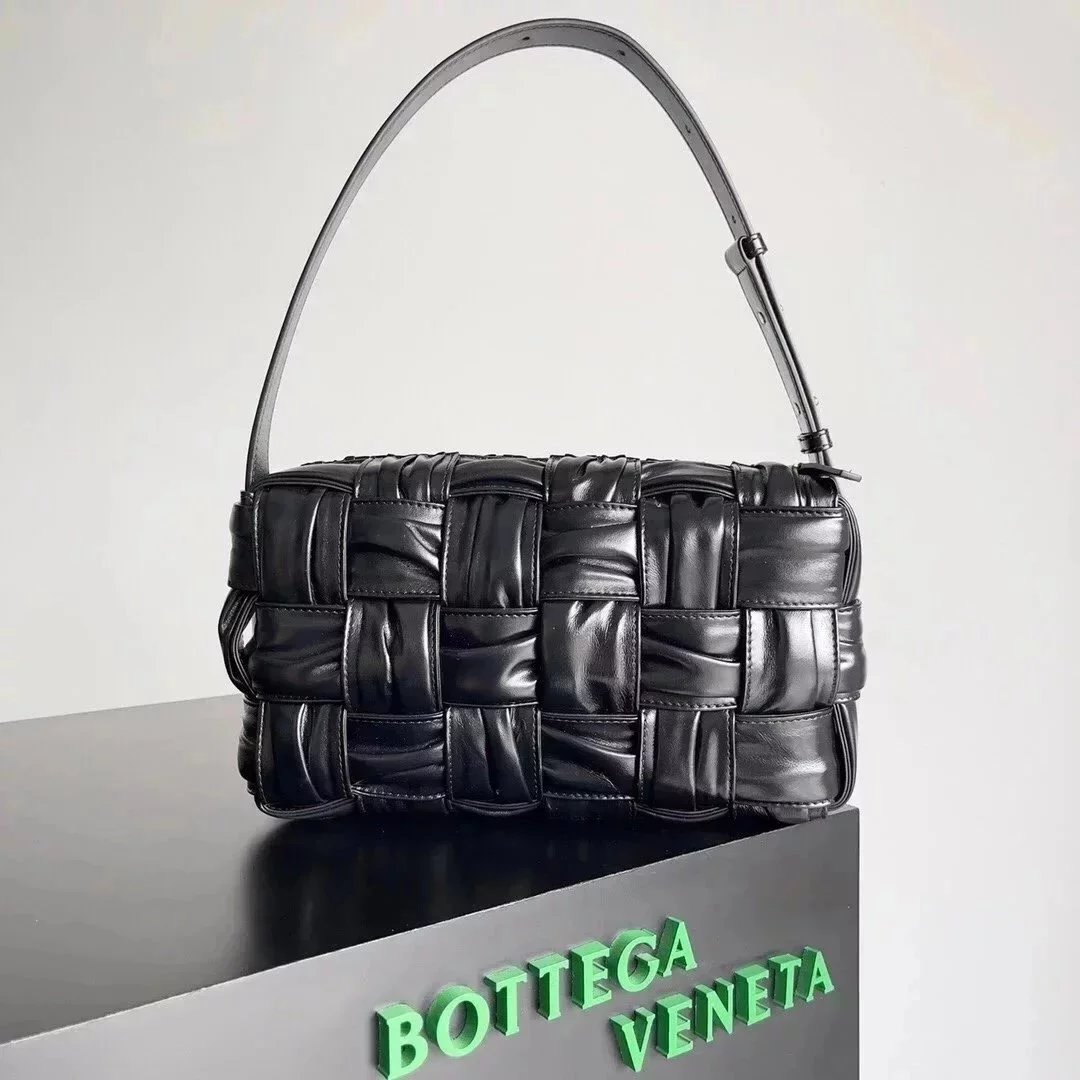 Bottega Veneta Women's Bag Top version Original Genuine Goods Leather Yang Mi Brick Underarm bag2022New Original Surrogate Shopping-Grade Large Plaid Woven Soft Lambskin Shoulder Bag Underarm Bag BRICKCASSETTE Underarm Bag Handbag Women's Bag