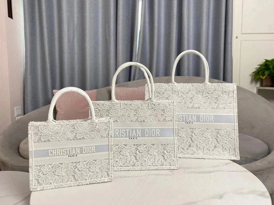 Dior Women's Bag Top version 【】D Aoxin Lace Tote Bag Dio.rMiniBooktote White Lace Shopping Bag Tote Tote Bag Mummy Bag Beach Bag Vegetable Basket Bag Shopping Bag Computer Bag