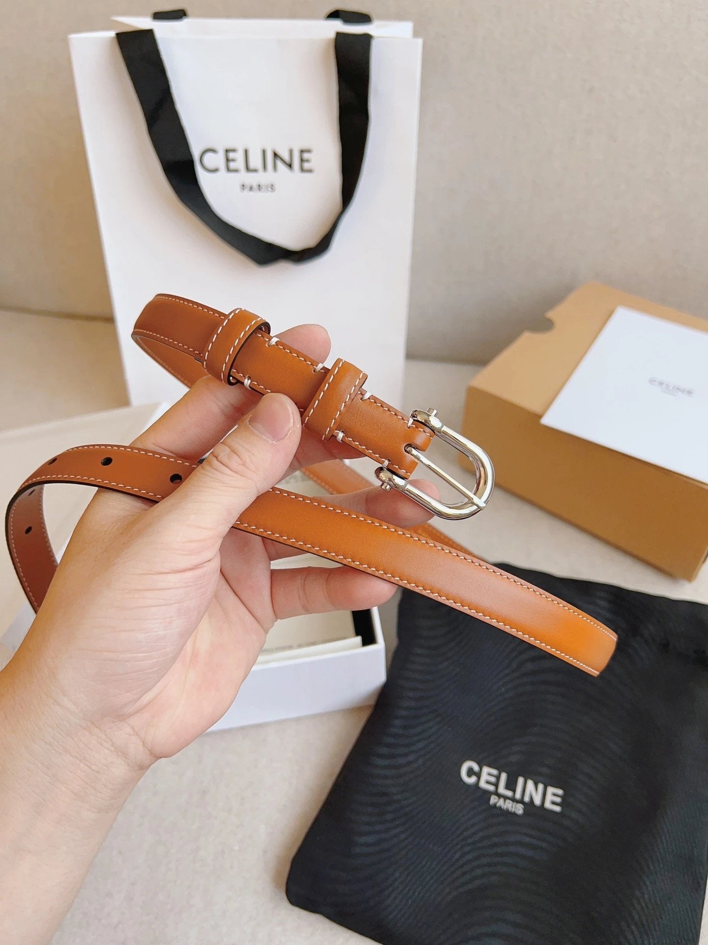 Celine Belt Top version Goods Belt Belt Female Arc De Triomphe Belt Arc De Triomphe Belt Black Retro Hair Style Belt Bright Gold Head Belt Belt Double-Sided Belt Women's Belt Women's Belt Belt Women's Belt1.8Belt Women's Belt Belt