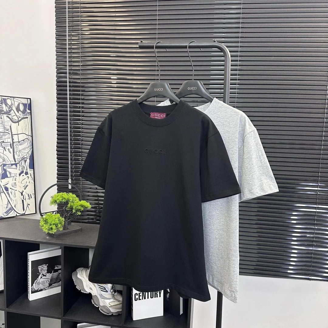 Gucci T-shirt Chest3D Embossed Small Letters Embossing logo round Neck Short Sleeve25ss New Pure Cotton Unisex Style T T-shirt OS Loose Fit Base Shirt Top Half Sleeve T-Shirt
