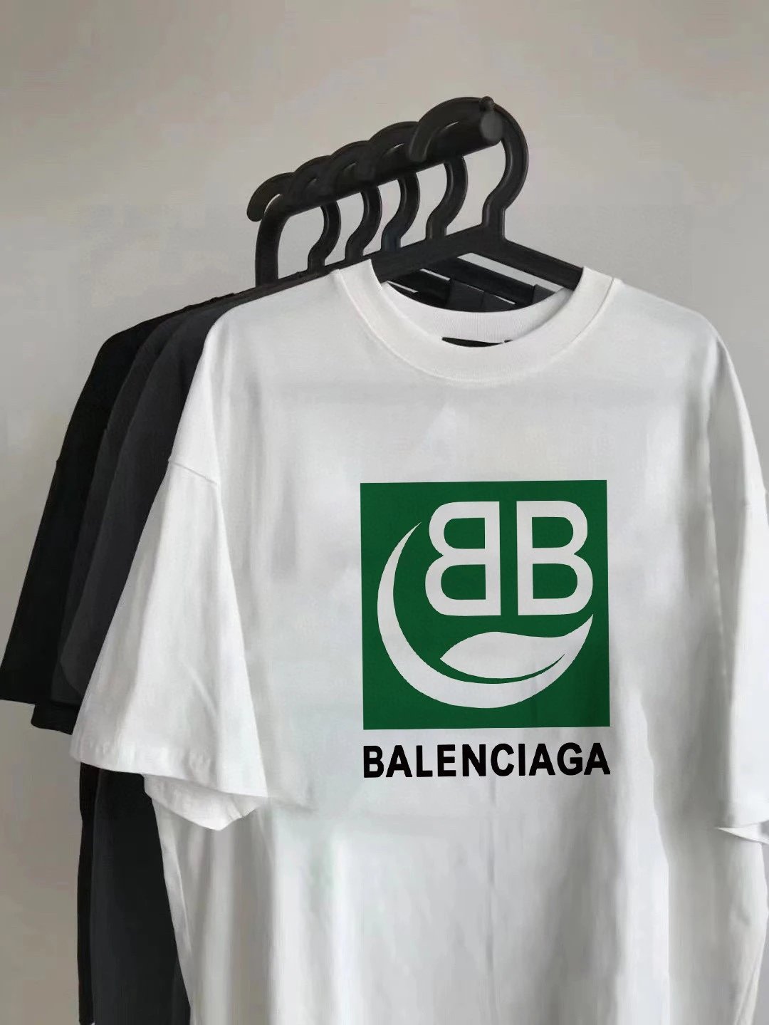 Balenciaga T-shirt Classic Green Double Chest B Letter Printing logo round Neck Short Sleeve25ss New Pure Cotton Unisex Style T T-shirt OS Loose Fit Base Shirt Top Half Sleeve T-Shirt