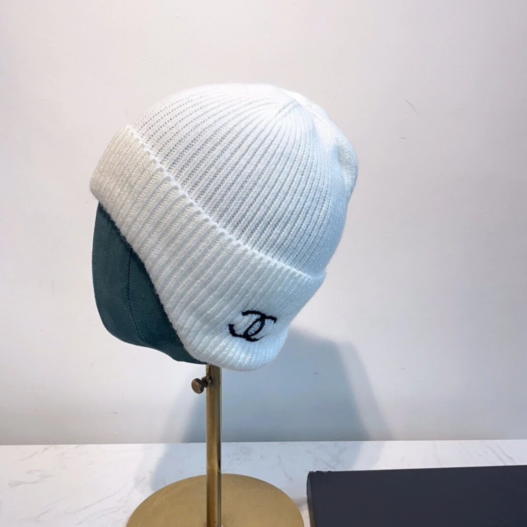 Chanel Hat Fashion Classic High Quality Hat
❄️Embroidery Knitted Earmuffs Hat
Black White Pink White Khaki
Eternal Fashion