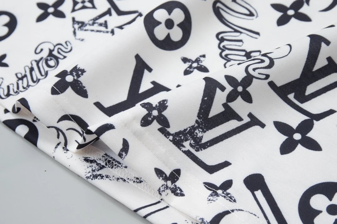 Louis Vuitton LV T-shirt Allover Pattern Print logo round Neck Short Sleeve25ss New Pure Cotton Unisex Style T T-shirt OS Loose Fit Base Shirt Half Sleeve T-Shirt Top Half Sleeve