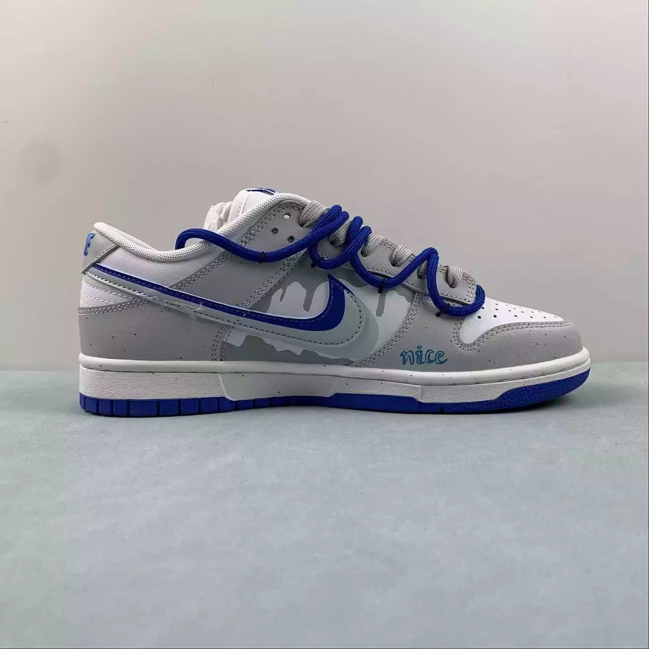 Nike Dunk Low shoes