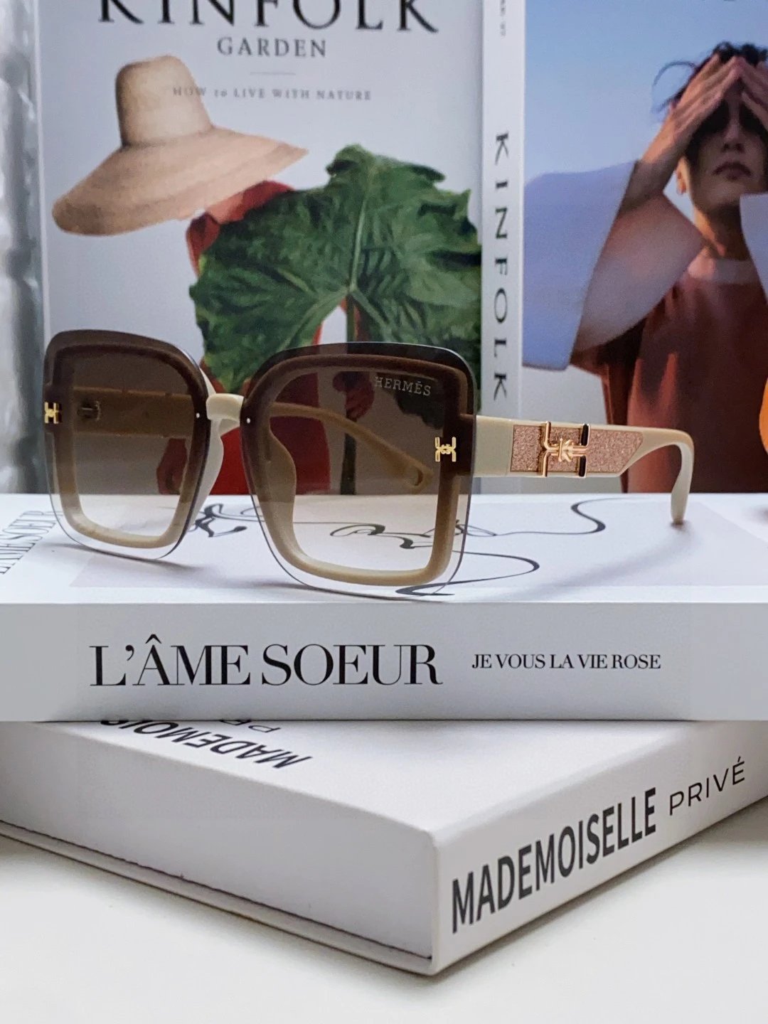 Hermes Sunglasses Square Frame Sunglasses Slimming No Prescription UV Protection Women Driving Beach Fishing25ss New Sports Casual Versatile