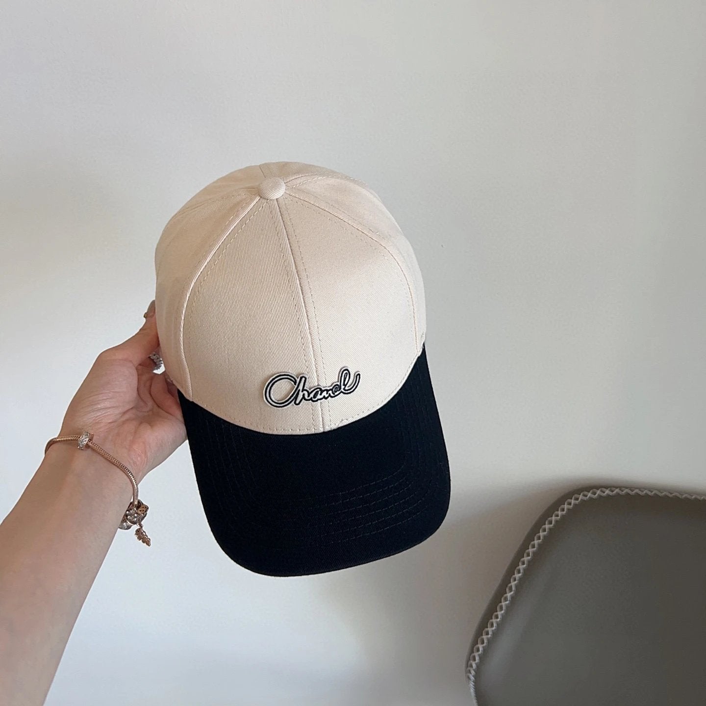 Chanel Hat Classic Letters logo Baseball Cap Sun Protection Visor Cap Large Head Circumference Versatile Sports Hat Slimming Face Curved Brim Unisex Couple Style