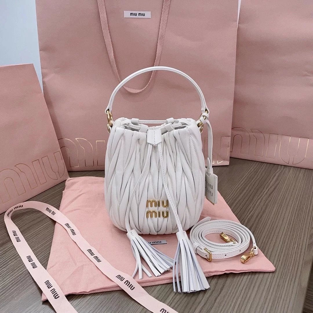 Miu Miu Bag Top version 【Original Leather】Sheepskin Bucket Bag Handbag Shoulder Bag Messenger Bag Women's Bag Large5BE084Small Size5BE085Mini Small Bucket Bag Drawstring Tassel Bag