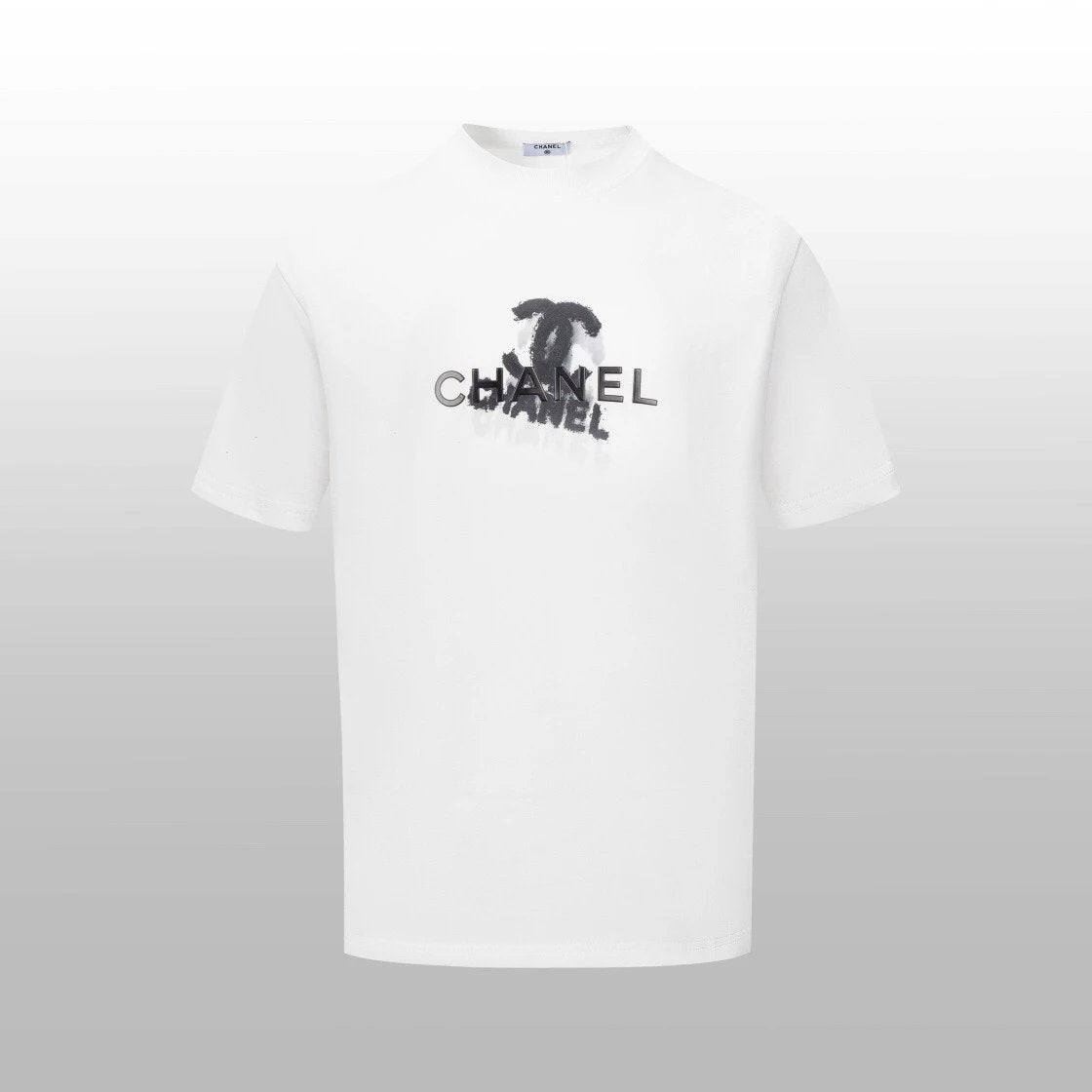 Chanel T-shirt Short Sleeve T T-shirt Letter Print Short-Sleeve
-Color：White and Black
-Size：XSSML
-Accessories:Full Set of Customized Accessories
-Version：Loose
-Same Style for Men and Women