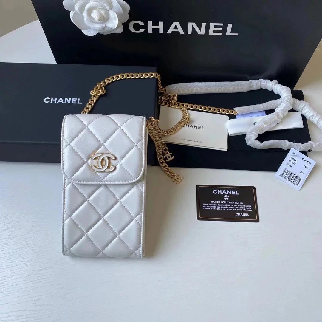 Chanel Women's Bag Top version 【New Arrivals】2022Children's New Ladies Phone Bag Shoulder Messenger Bag Women's Bag Durable and Ultra-Light Fabric Sheepskin Material Mobile Phone Bag2636