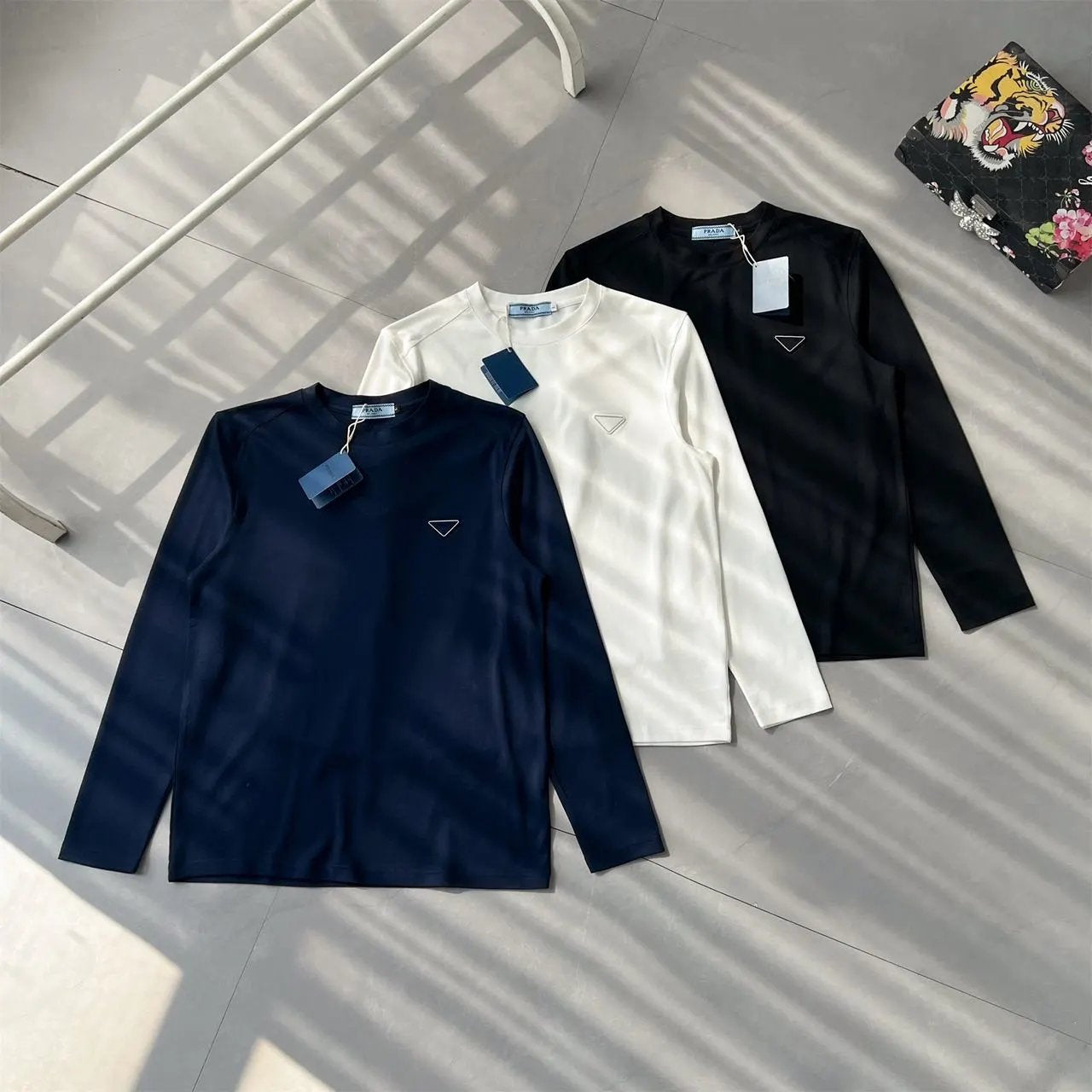 PRADA T-shirt Chest Triangle Emblem Embroidery logo round Neck Long Sleeve25ss New Pure Cotton Unisex Style T Casual T-Shirt Base Layer Shirt OS Loose Fit Half Sleeve Top Plus Size