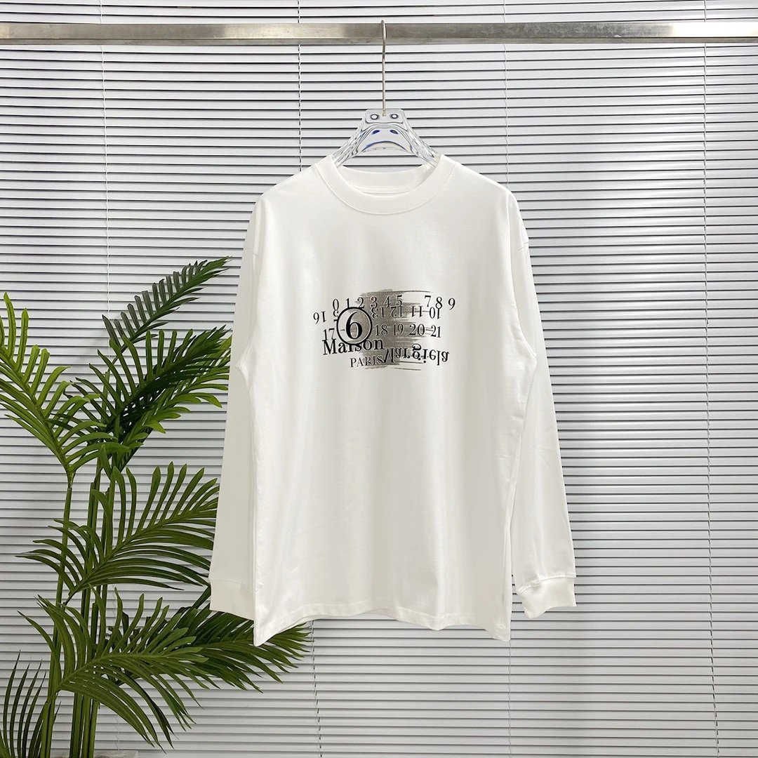 Maison Margiela Hoodie Printing logo24s Autumn and Winter Long Sleeve T Round Neck Sweatshirt Long Sleeve Base Shirt Outerwear Trendy Unisex Sports Casual Loose Fit Versatile Autumn Winter New Arrival