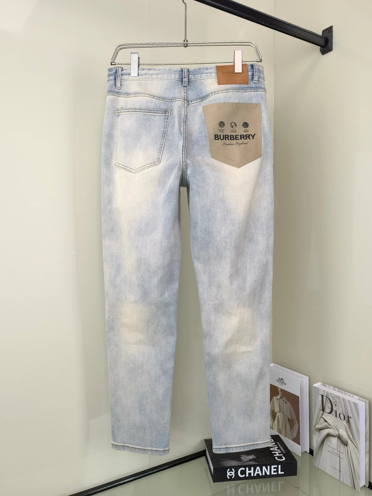 Burberry Jeans Back Pocket Letter Pattern Print logo25ss Spring Summer New Straight Loose Jeans Unisex Slim Fit Long Pants