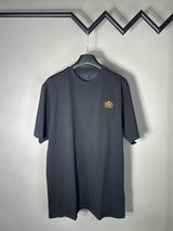 PRADA T-shirt Classic logo on the chest and diamond-shaped diagonal stripe gold badge embellishment logo round Neck Short Sleeve25ss New Pure Cotton Unisex Style T T-shirt OS Loose Fit Base Shirt Half Sleeve T-Shirt Top Half Sleeve