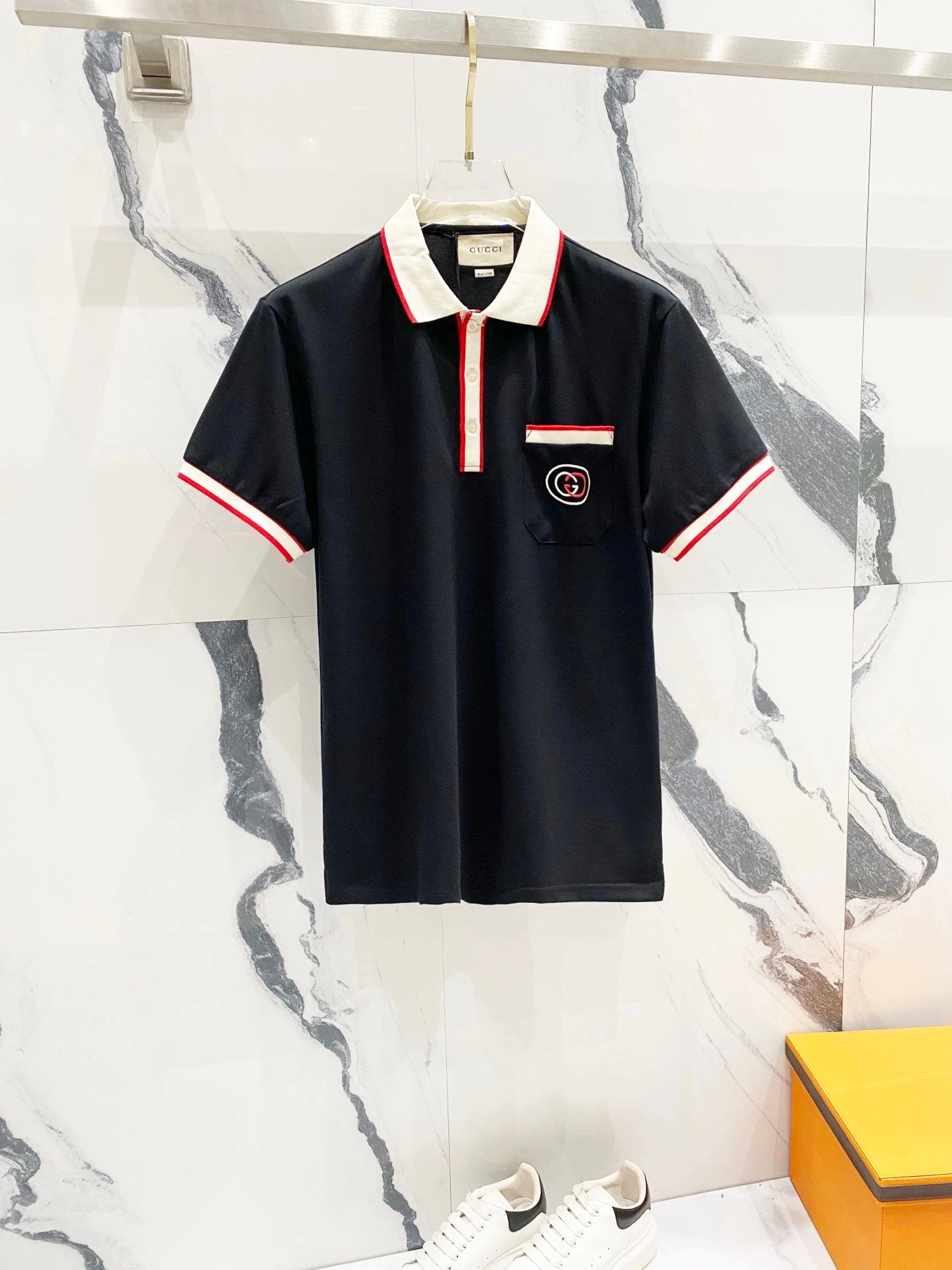 Gucci T-shirt Double-breasted G Letters logo Embroidery POLO Shirt Lapel Short Sleeve25ss New Unisex Commuter Short Sleeve Summer Loose Fit T Business Shirt Plus Size T-Shirt