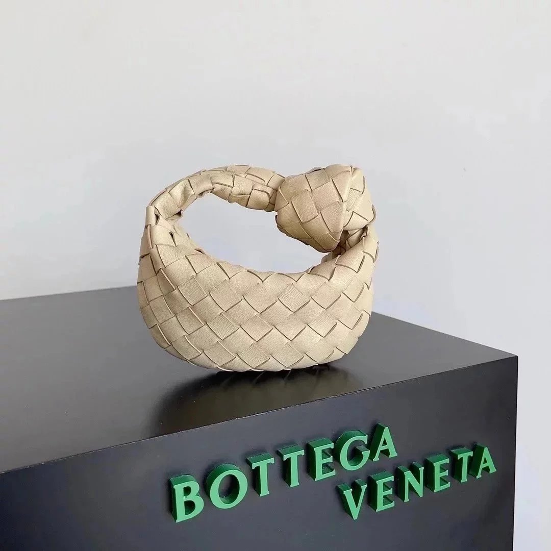 Bottega Veneta Women's Bag Top version 【Super Edition Counter Synchronization】23Early Spring New MINIJODIE Knotted Bag hobo Bag Genuine Leather Hand-Woven Bag Clutch Shoulder Bag Crossbody Bag Dinner Bag Jodie Tote Underarm Bag hobo Women's Bag Jodie Dump