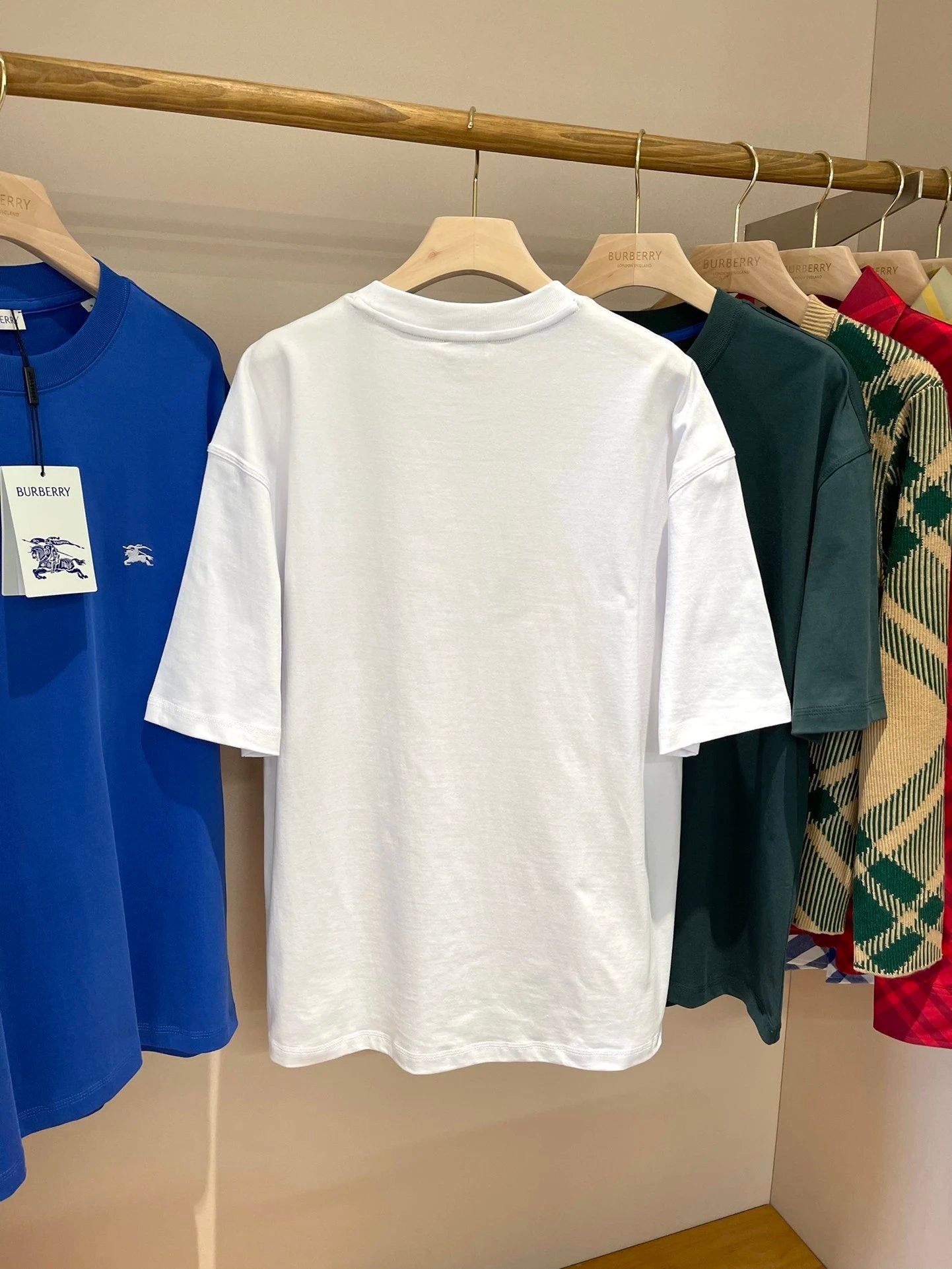 Burberry T-shirt Chest Equestrian Knight Embroidery logo round Neck Short Sleeve25ss New Pure Cotton Unisex Style T Casual T-Shirt Base Layer Shirt OS Loose Fit Half Sleeve Top Plus Size