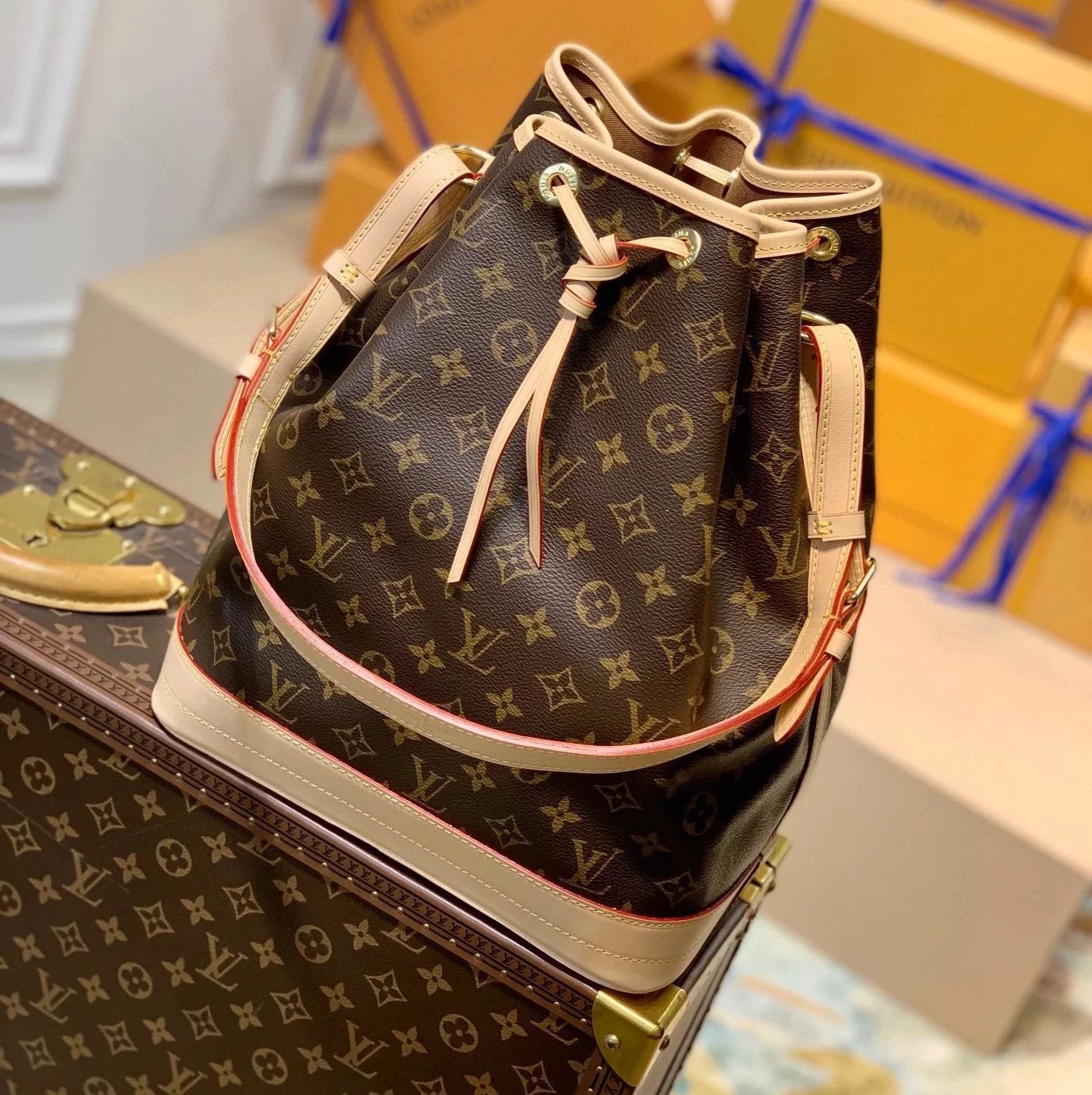 Louis Vuitton LV Women's Bag Top version Classic Bucket Bag M42224M40817NOénoe Drawstring Bucket Bag Coated Canvas Women's Cow Leather Bag Shoulder Bag Crossbody Bag Commuter Bag M40818
