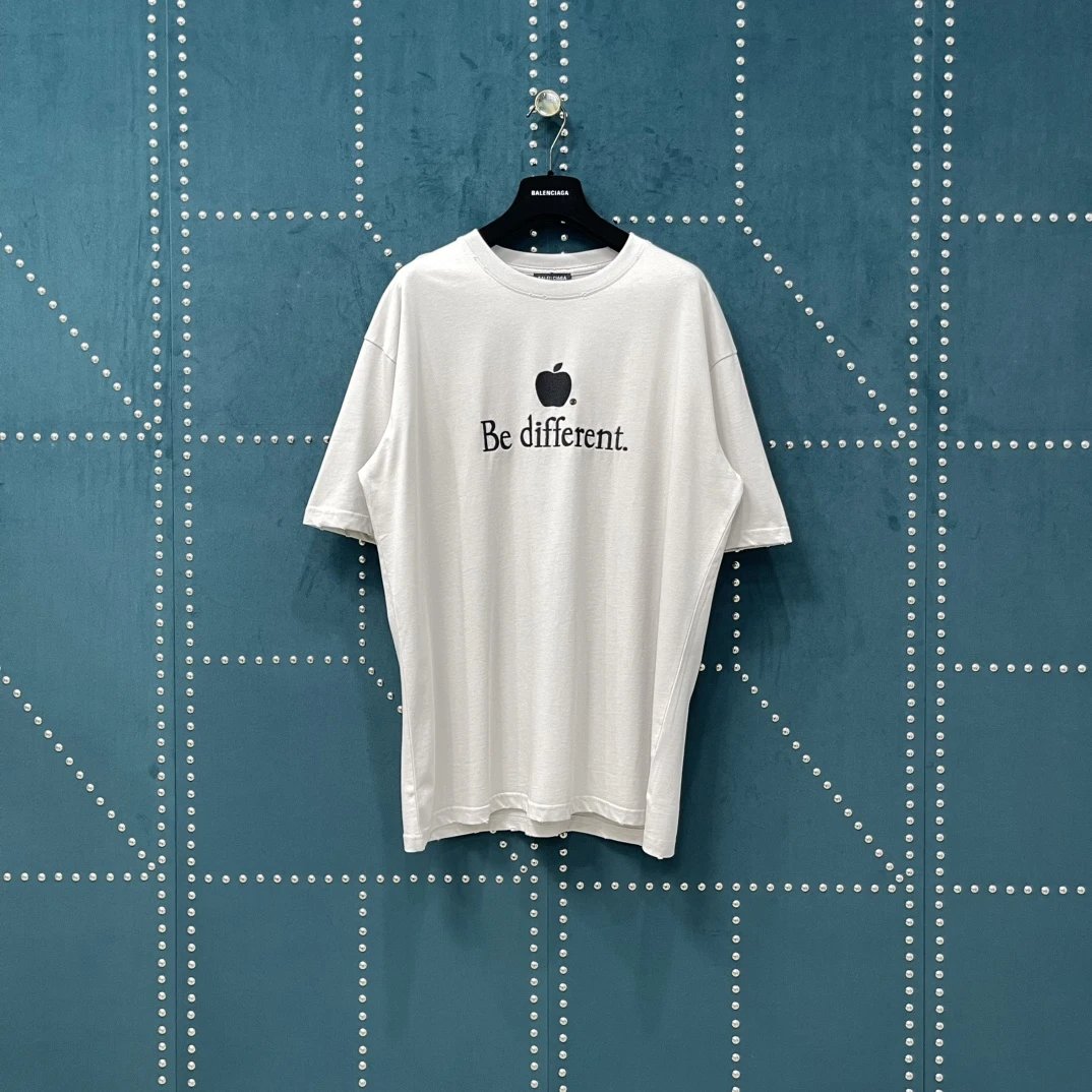 Balenciaga T-shirt Apple Embroidery on the Chest logo round Neck Short Sleeve25ss New pure cotton T Unisex T-Shirt OS Drop Shoulder Loose Fit Base Shirt Top T-Shirt Short Sleeve