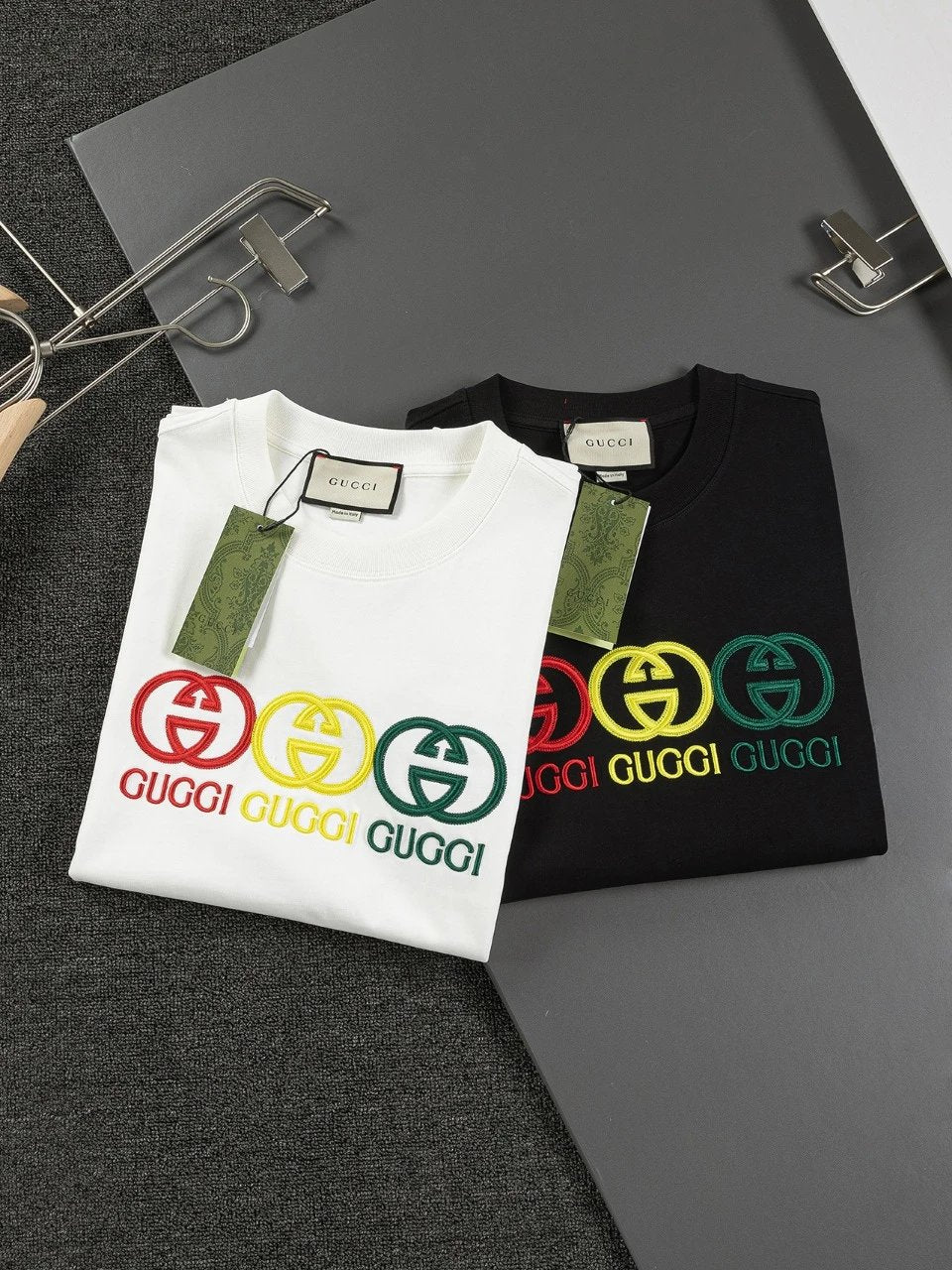 Gucci T-shirt Front Chest Traffic Light Brand Embroidery logo round Neck Short Sleeve25ss New pure cotton T Unisex T-Shirt OS Drop Shoulder Loose Fit Base Shirt Top T-Shirt Short Sleeve