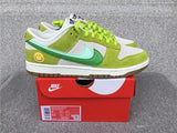 Nike Dunk Low shoes