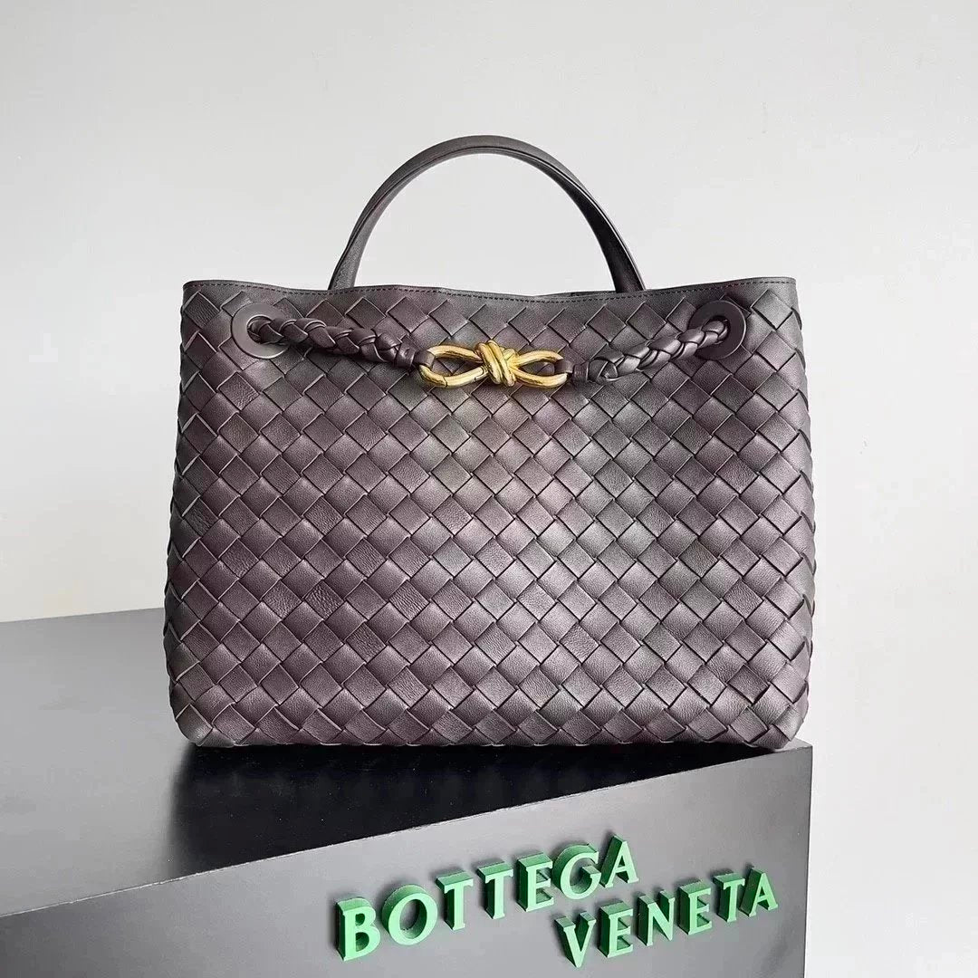 Bottega Veneta Women's Bag Top version 【Level Surrogate Shopping】Home New andiamo Handbag Woven Bag Horoscope Buckle Briefcase Large45cm Shopping Bag Tote Bag tote Bag Handbag Shoulder Crossbody Bag24New Women's Bag New Color Idle Style Square Pocket Bag