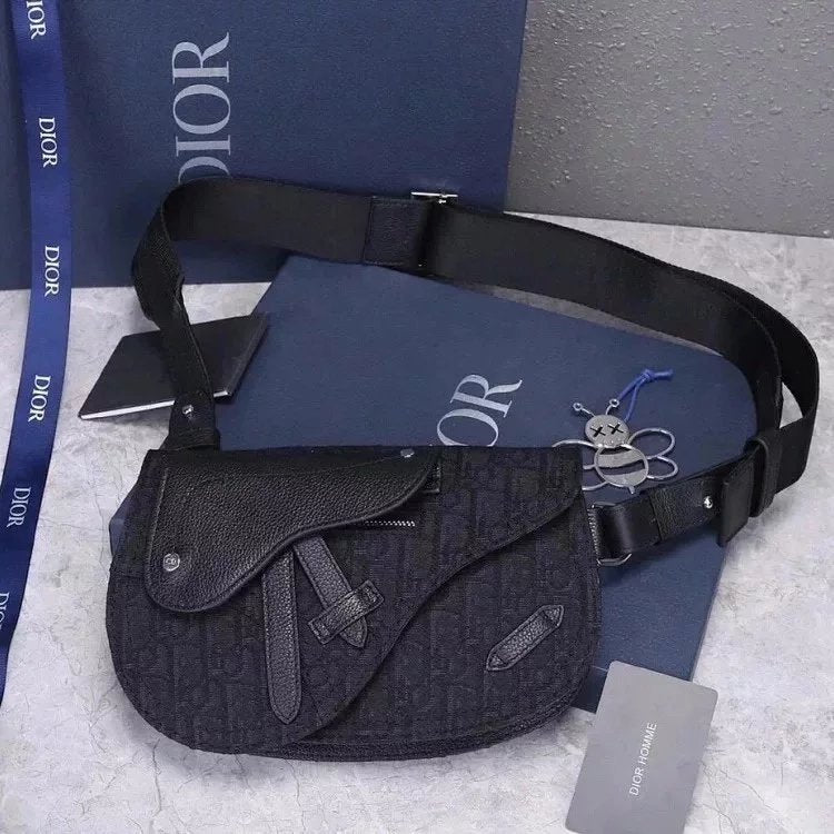 Dior Men's Bag Top version 【Version Original Leather】Gift for Personal Use with Counter Packaging Handbag Saddle Canvas Black with Old Flowers Calfskin Saddle Bag Shoulder Messenger Bag Waist Bag Chest Bag Bag Men's and Women's Bags