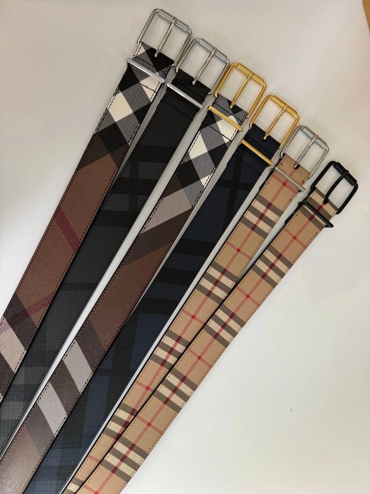 Burberry Belt Top version 【Full Package】New Men's Leather Belt Width3.5cm Double-Sided Imported First Layer Calfskin Full Grain Leather Genuine Goods Quality Original Factory Pin Buckle Letters Rotating Buckle Counter Full Set Gift Box Packaging B Home Be