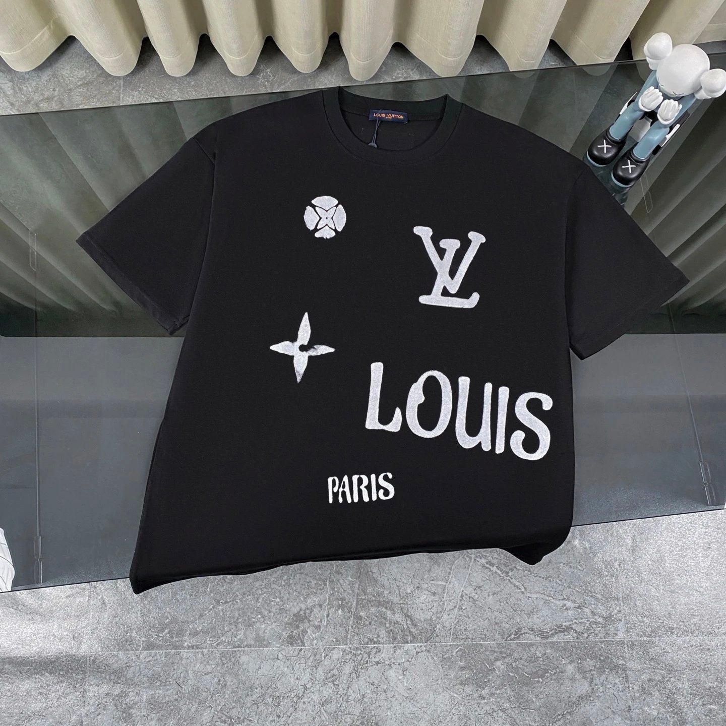 Louis Vuitton LV T-shirt Front and Back Classic Old Harajuku Letter Graffiti Print logo round Neck Short Sleeve25ss New Pure Cotton Unisex Style T T-shirt OS Loose Fit Base Shirt Half Sleeve T-Shirt Top Half Sleeve