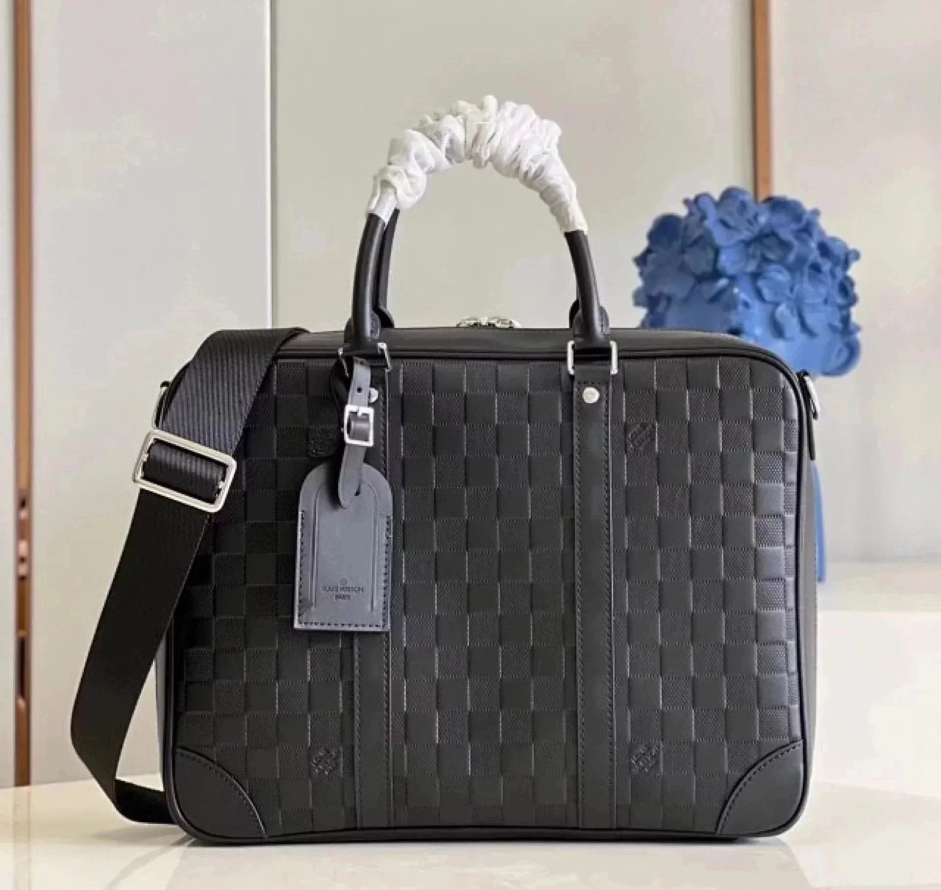 Louis Vuitton LV briefcase Top version 【**Version Surrogate Shopping】2022New Men's Black Checkered Cowhide SIRIUS Briefcase Portable Single-Shoulder Laptop Backpack Commuter Bag N45288Business Briefcase Men's Bag